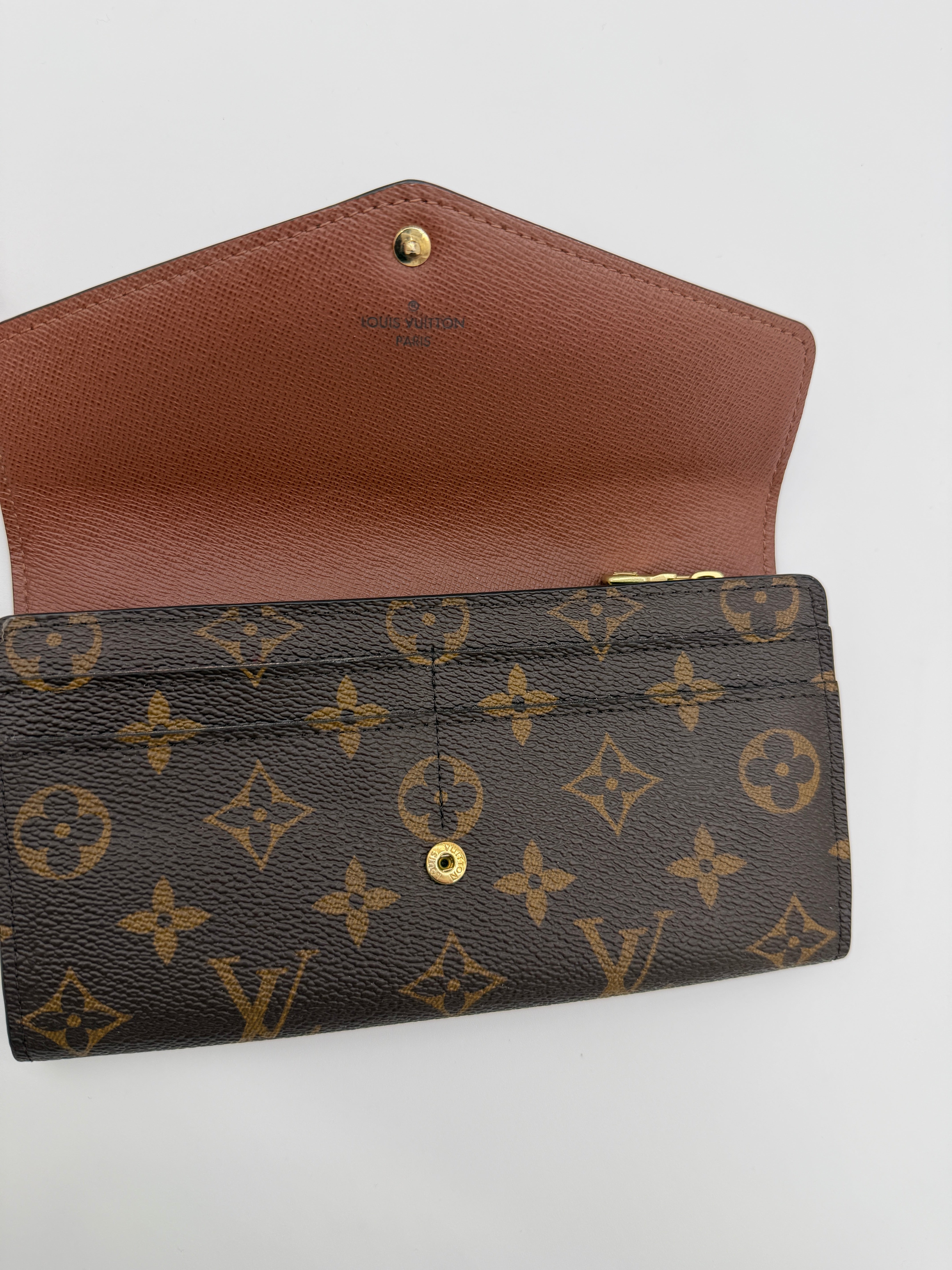 Louis Vuitton Monogram Sarah Wallet