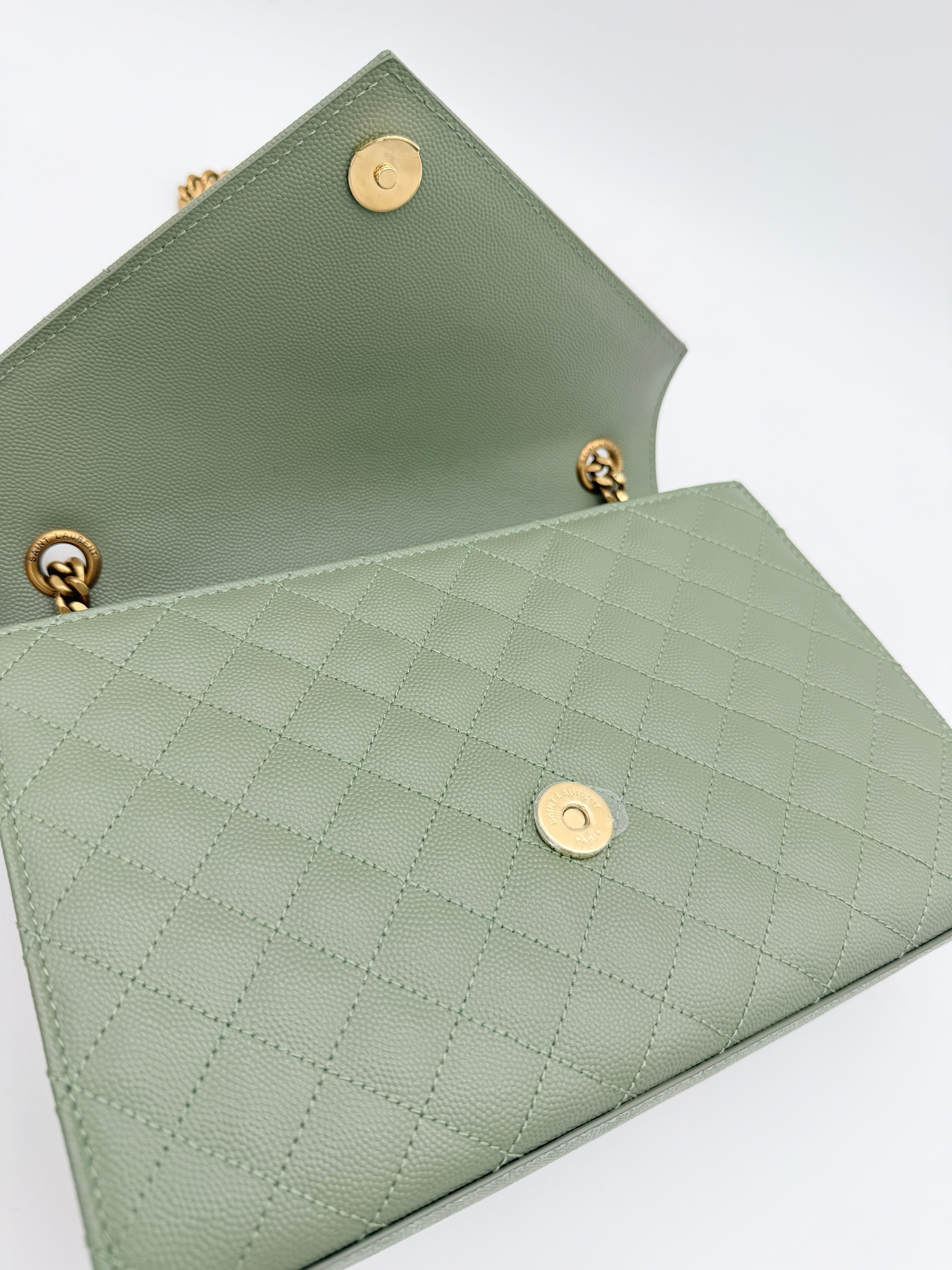 Saint Laurent Envelope Medium