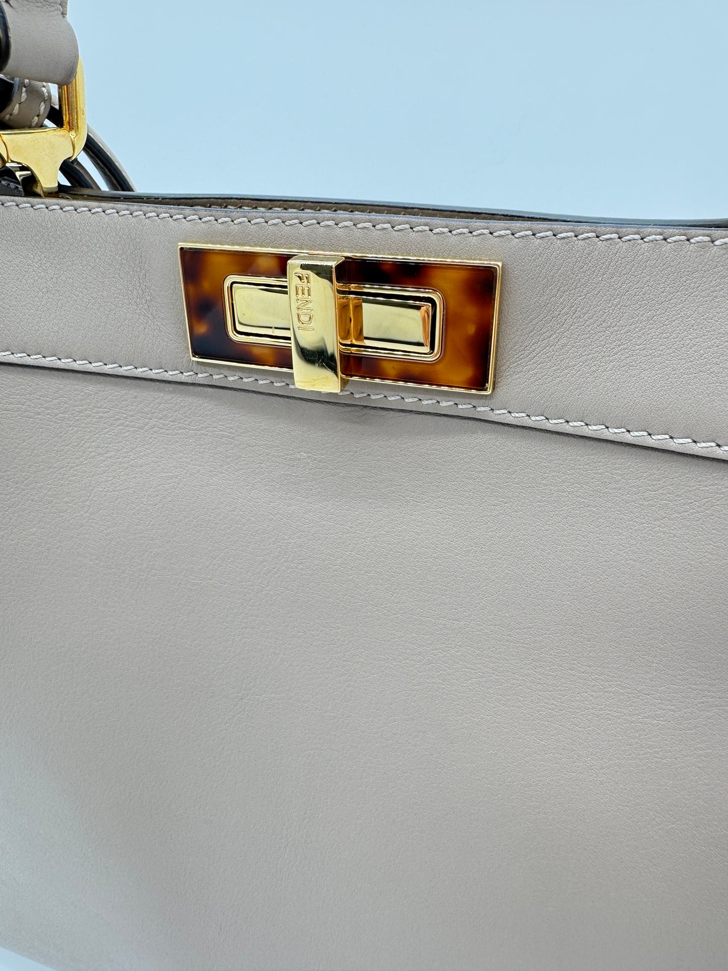 Fendi Peekaboo ISeeU Medium