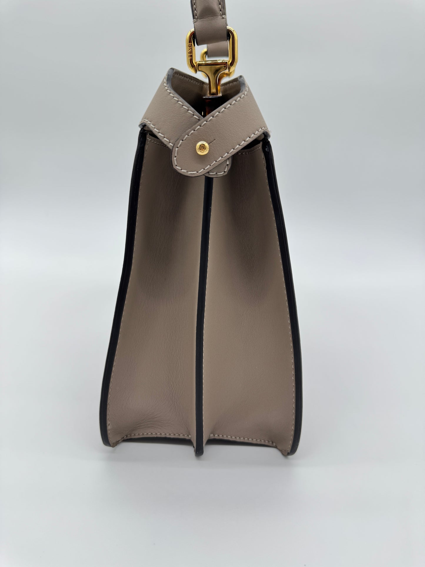 Fendi Peekaboo ISeeU Medium