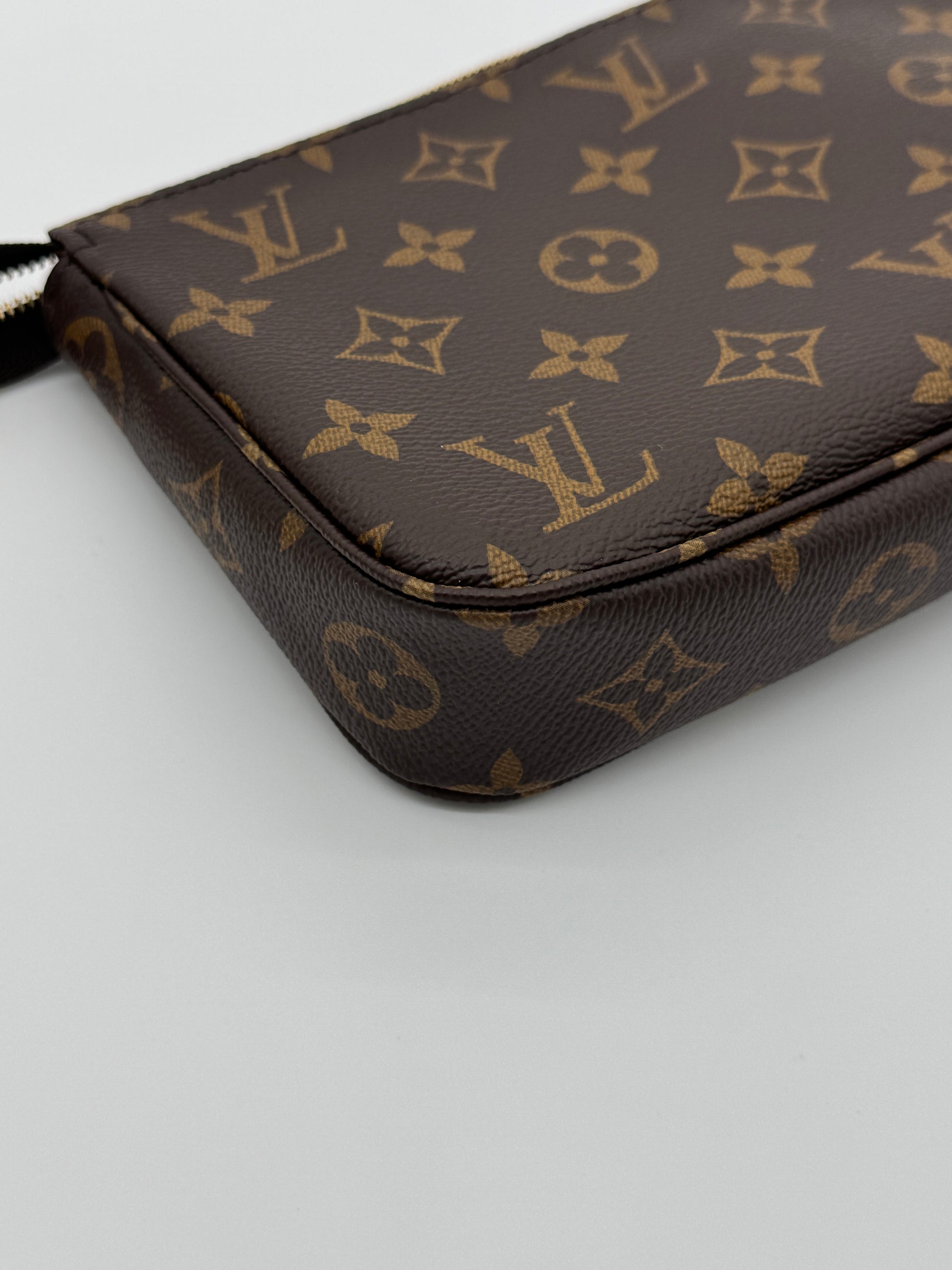 Louis Vuitton New Model Pochette Accesoires