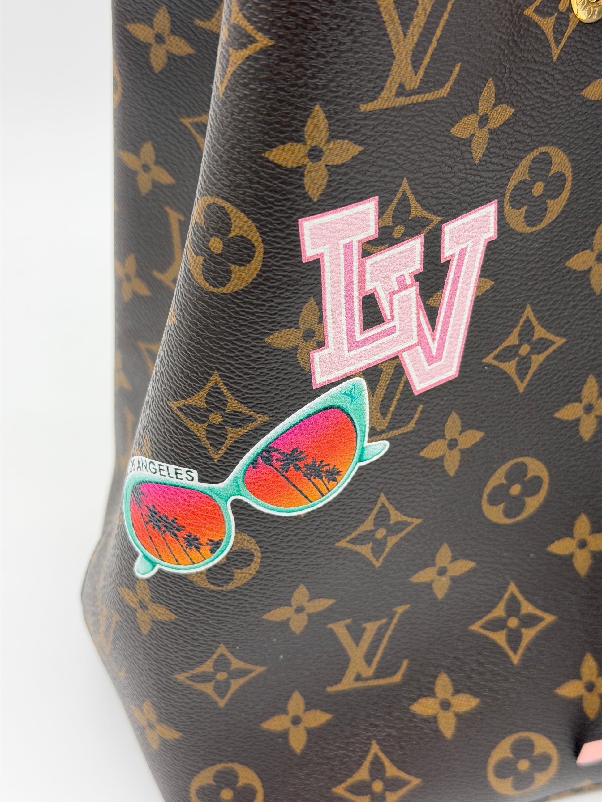 Louis Vuitton Neonoe Monogram Los Angeles Limited Edition