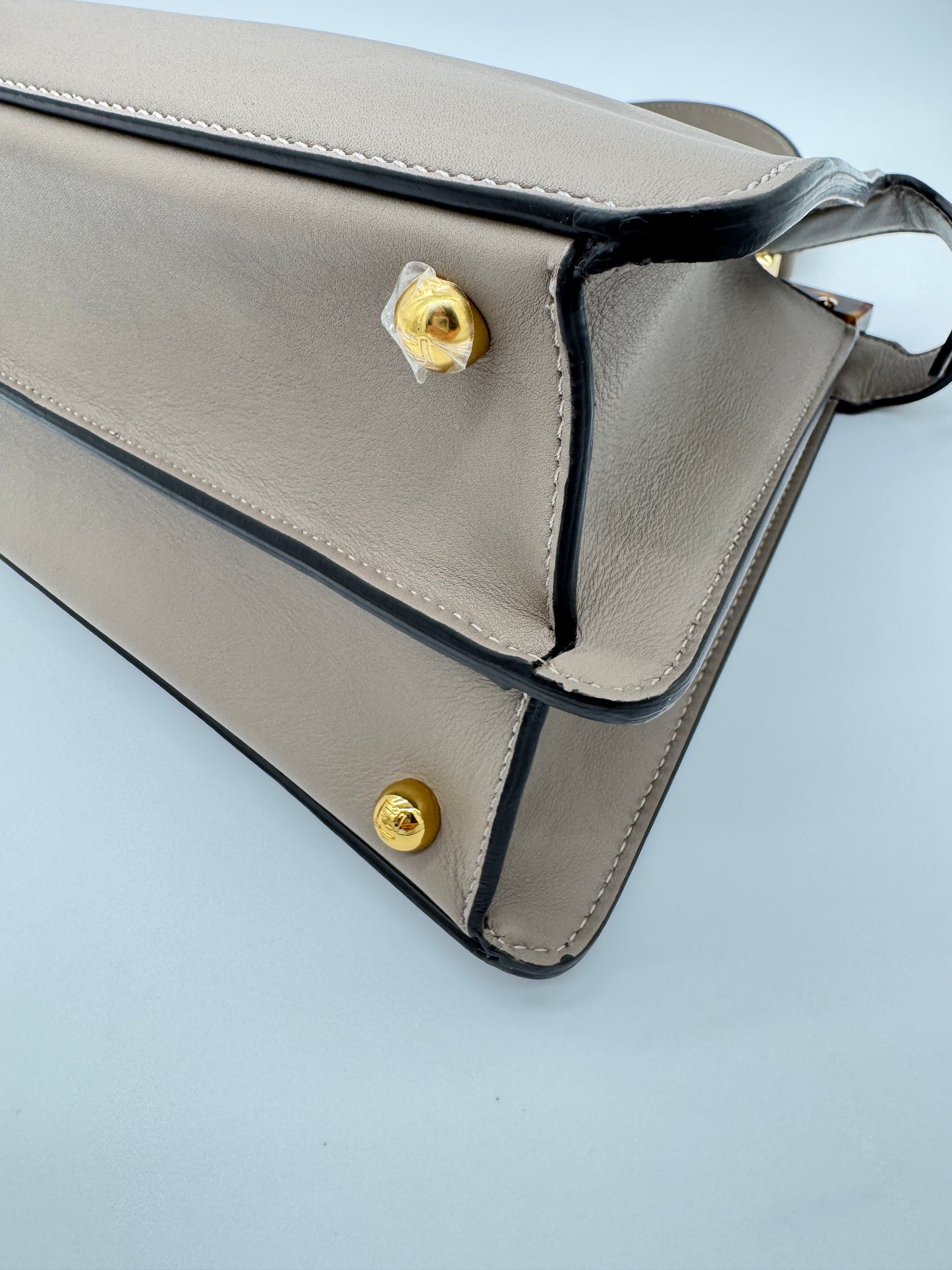 Fendi Peekaboo ISeeU Medium