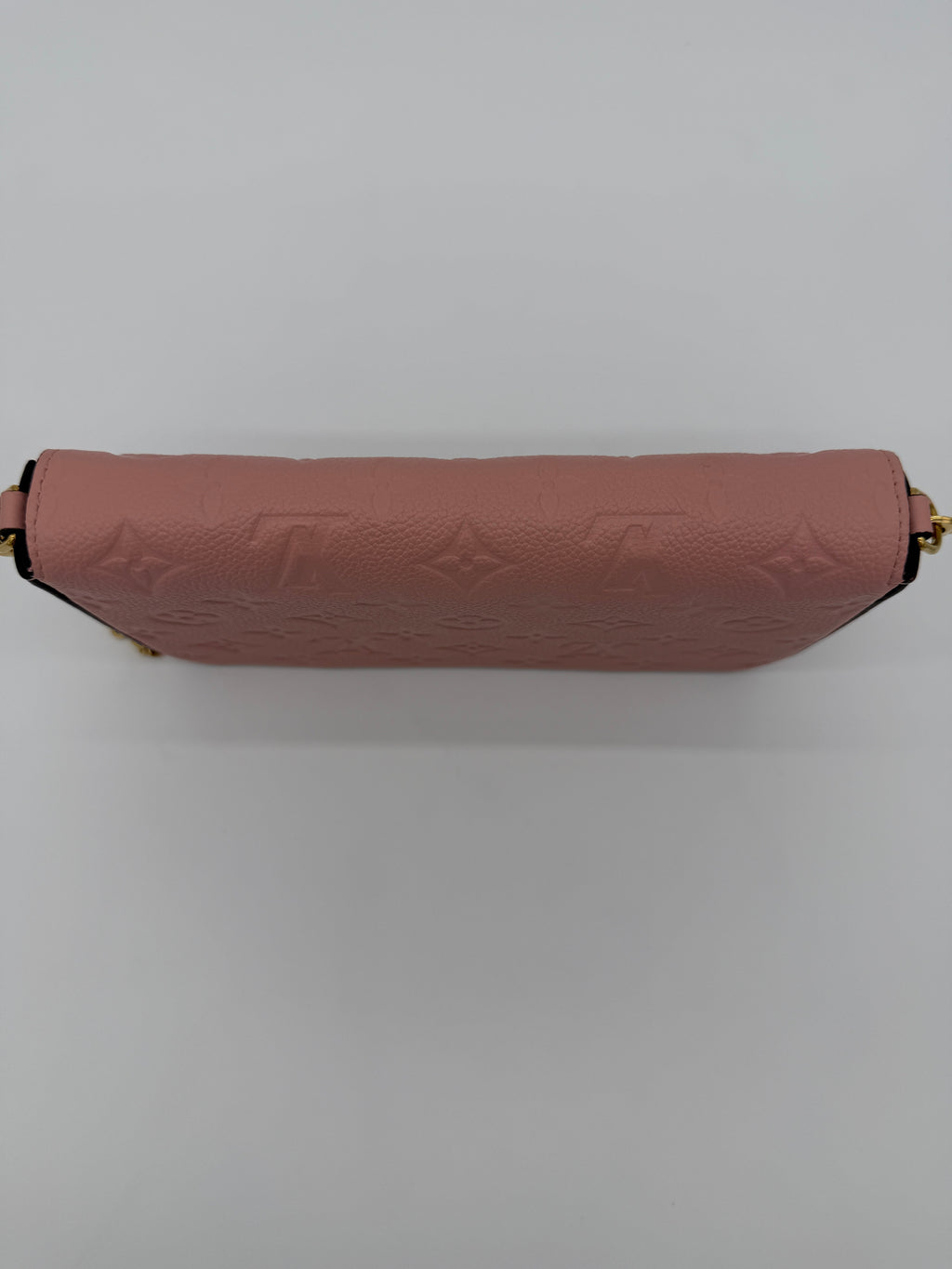 Louis Vuitton Pochette Felicie Empreinte Rose Poudre Pink