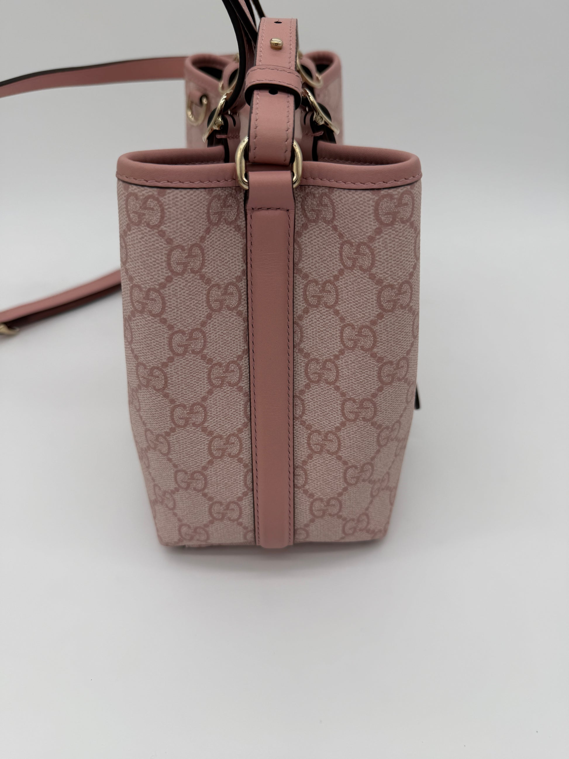Gucci GG Emblem Medium Tote Pink