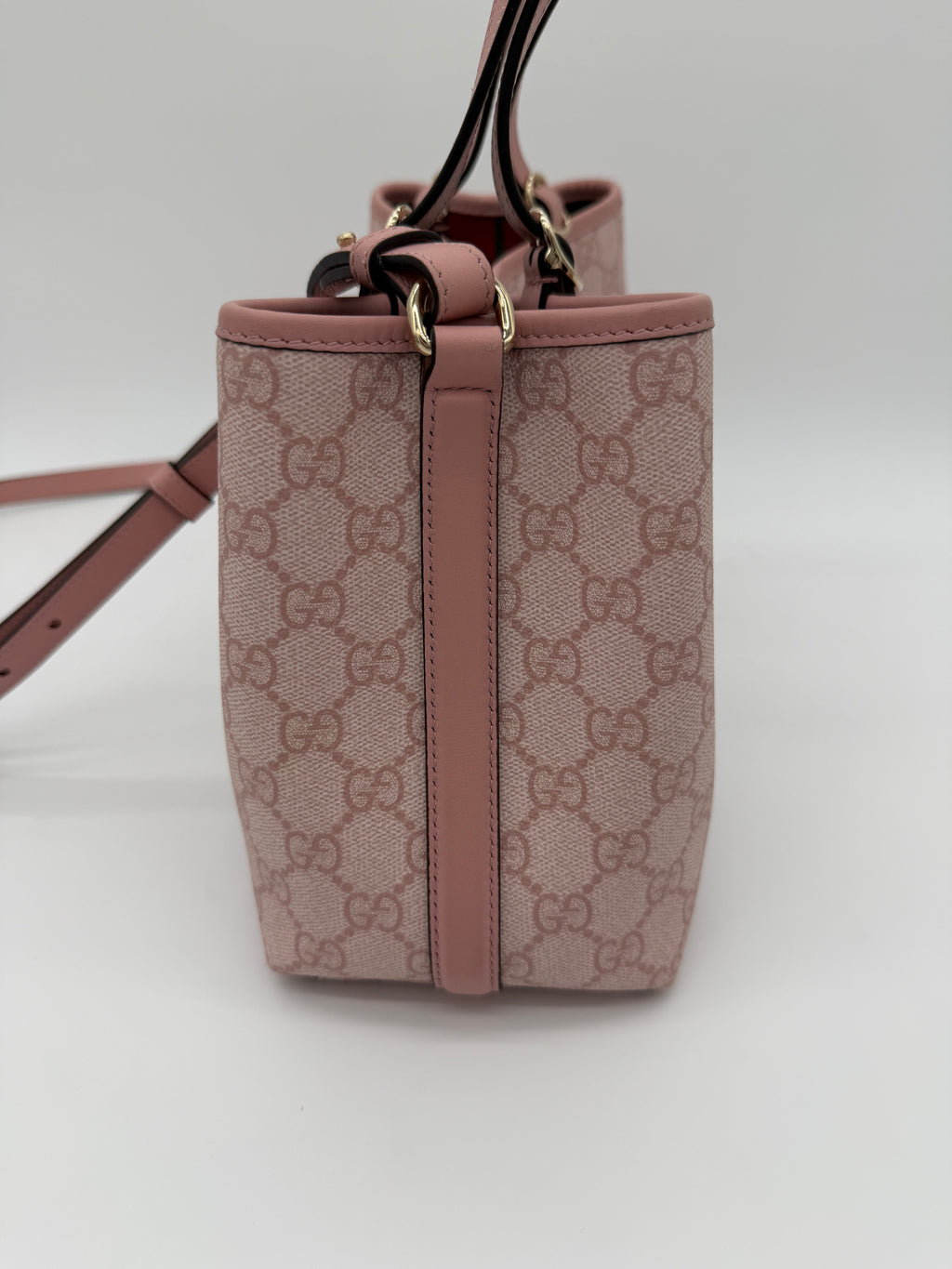 Gucci GG Emblem Medium Tote Pink