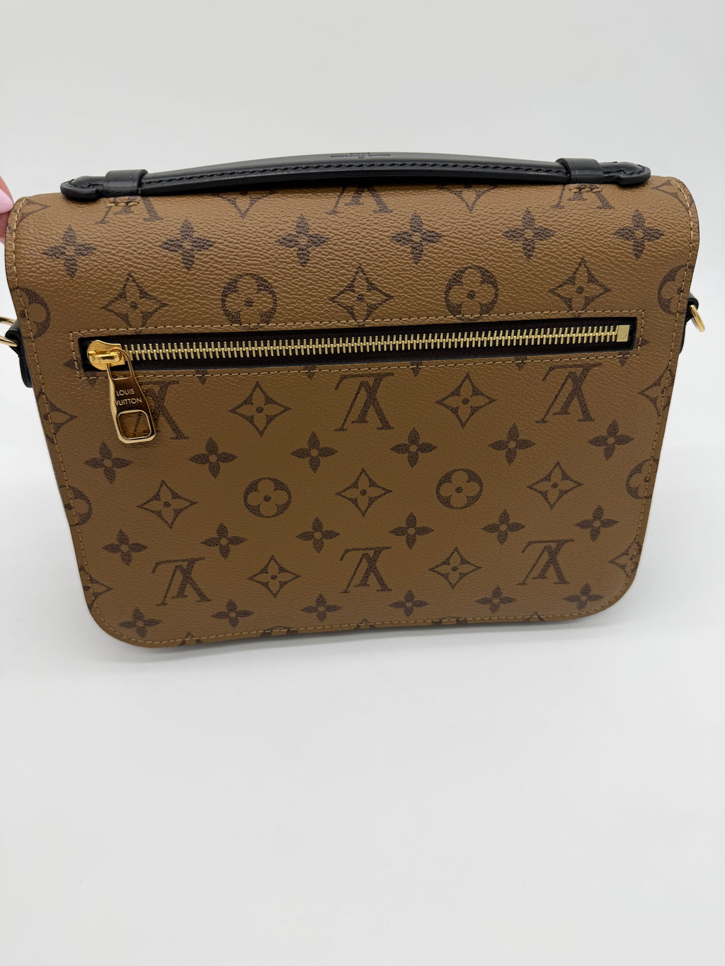 Louis Vuitton Pochette Métis Reverse Monogram