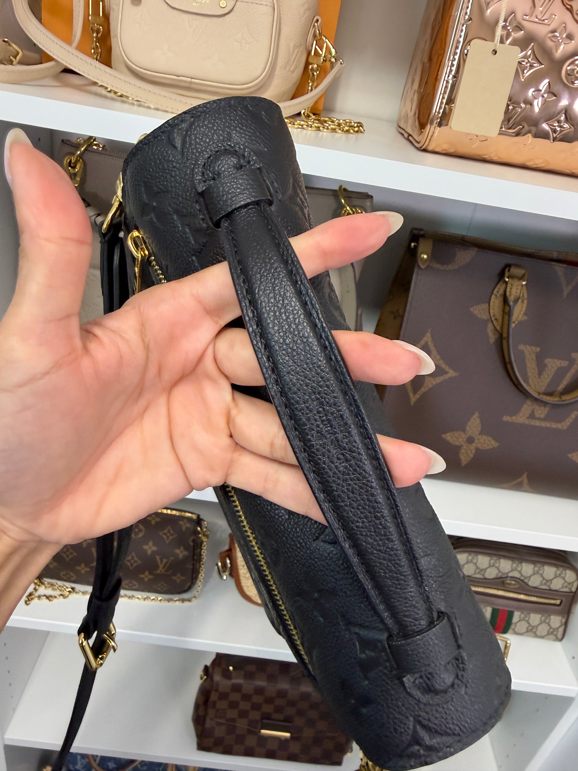 Louis Vuitton Black Empreinte Pochette Métis
