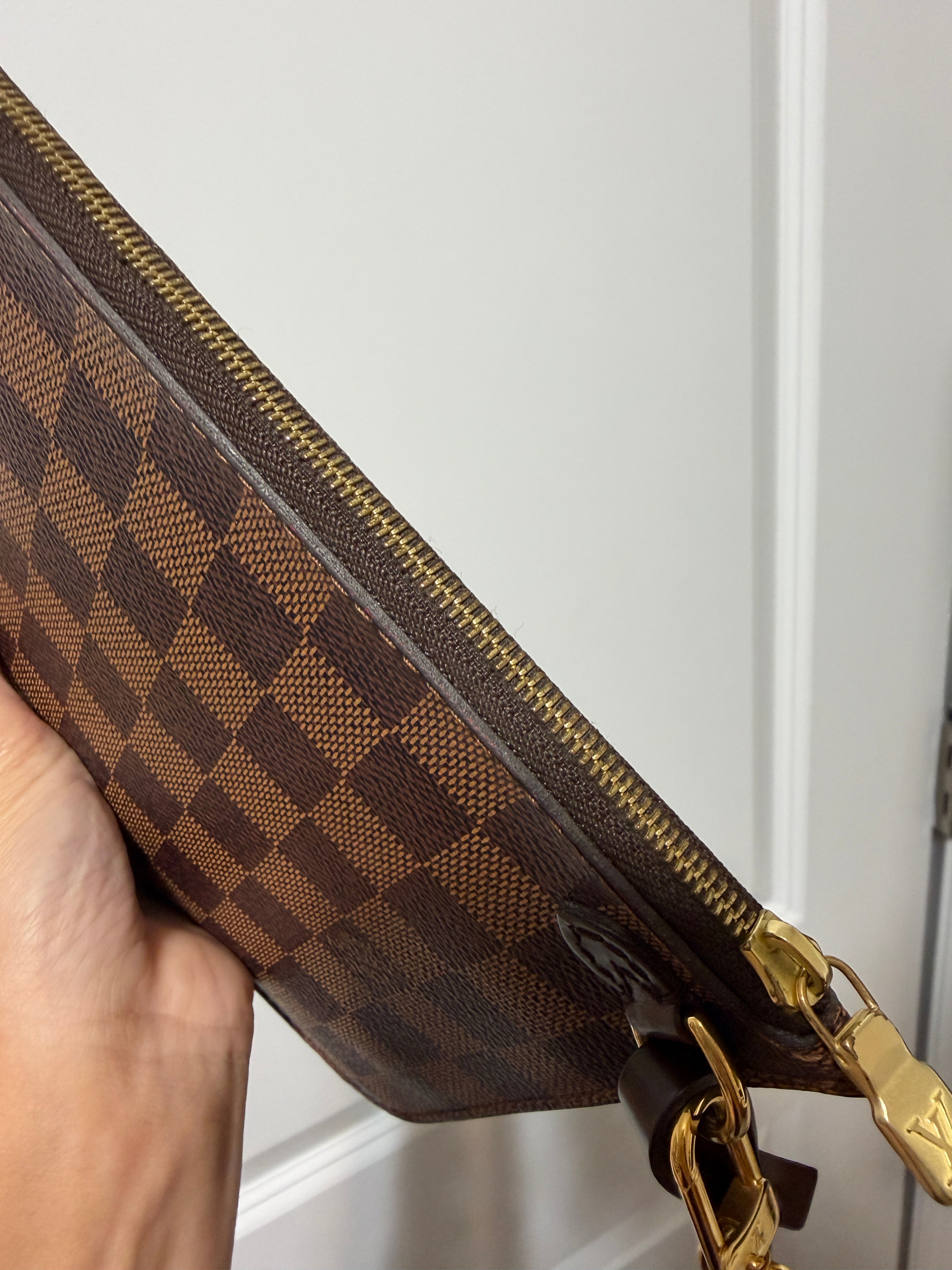 Louis Vuitton Neverfull Pochette DE