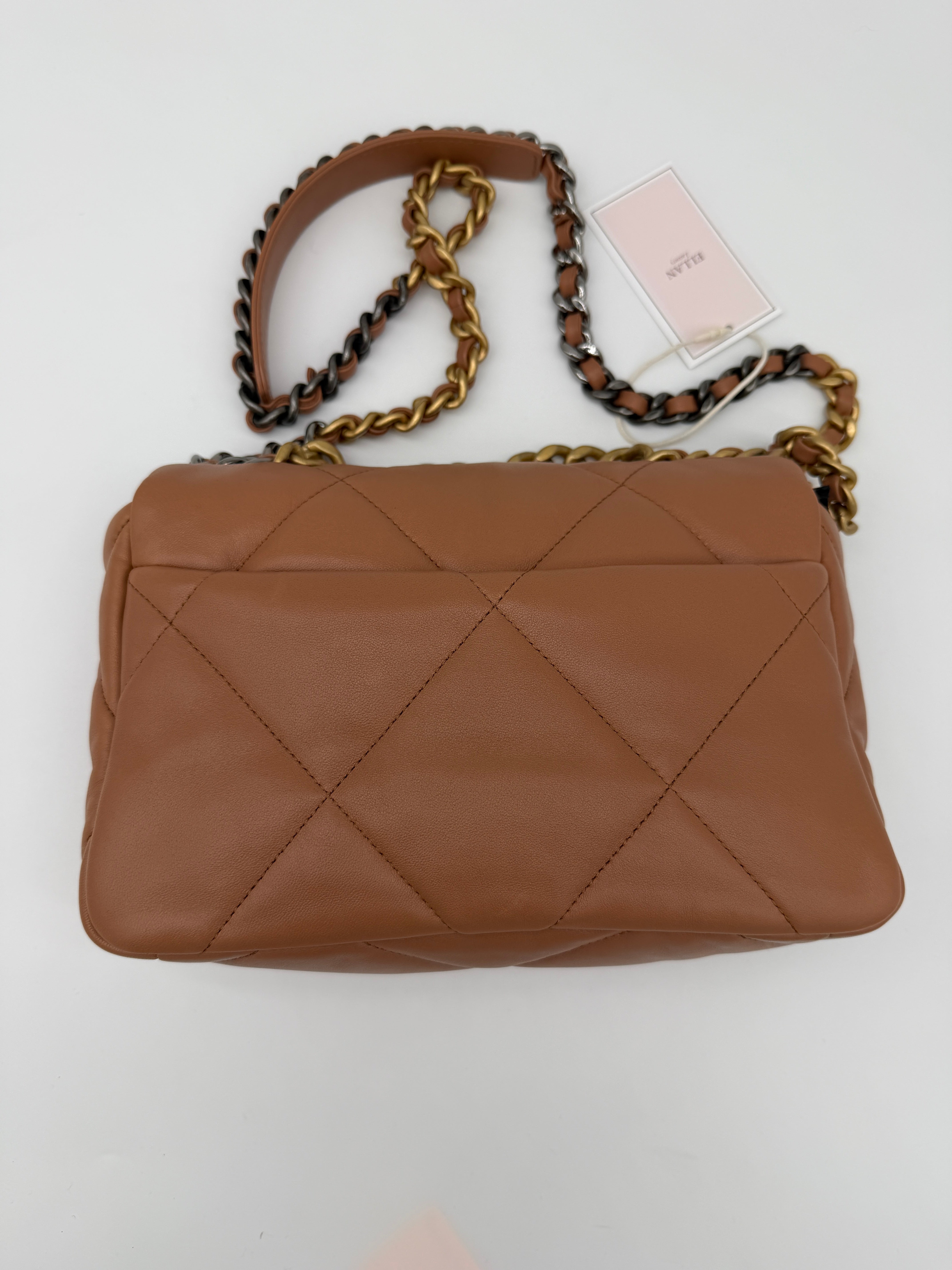 Chanel 19 Caramel Small