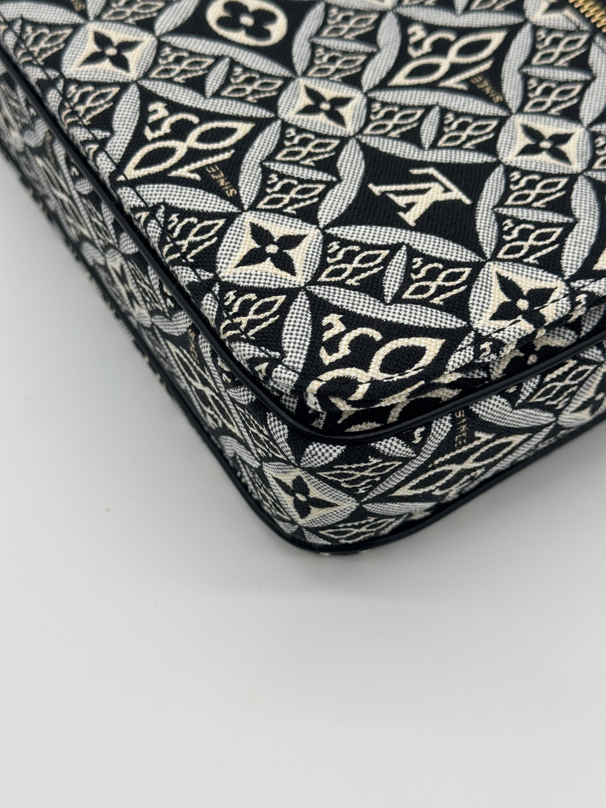 Louis Vuitton Pochette Métis Jacquard Since 1854