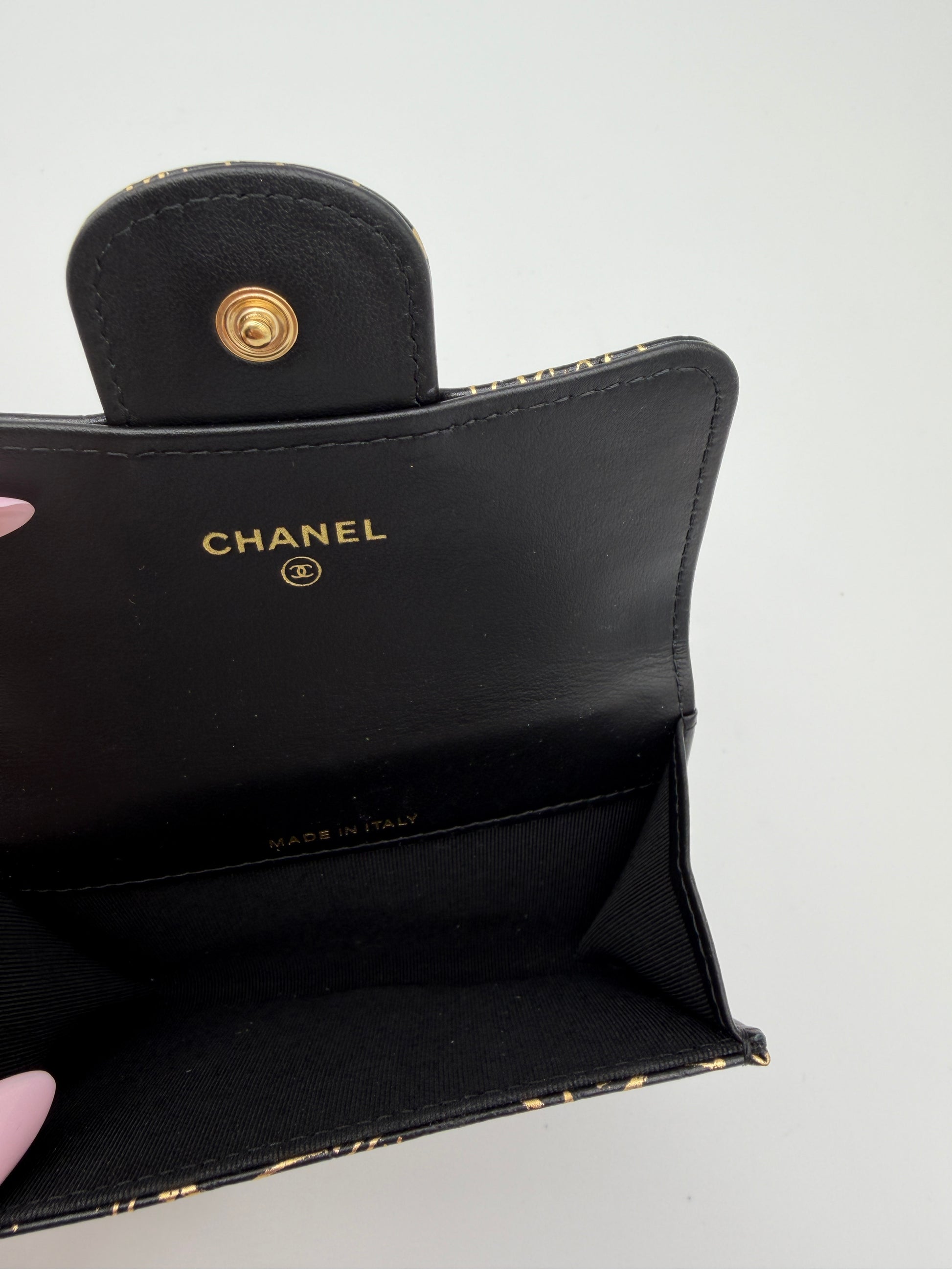 Chanel Reissue Croc Graffiti Flap Card Holder