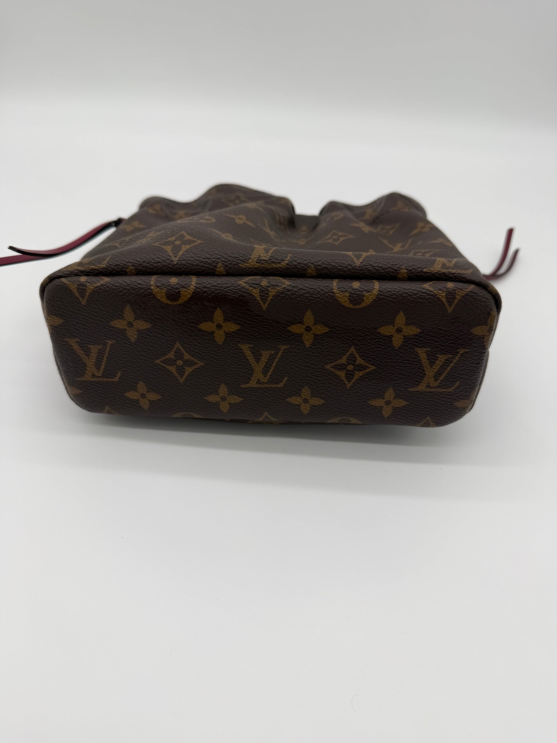 Louis Vuitton Noe Pouch