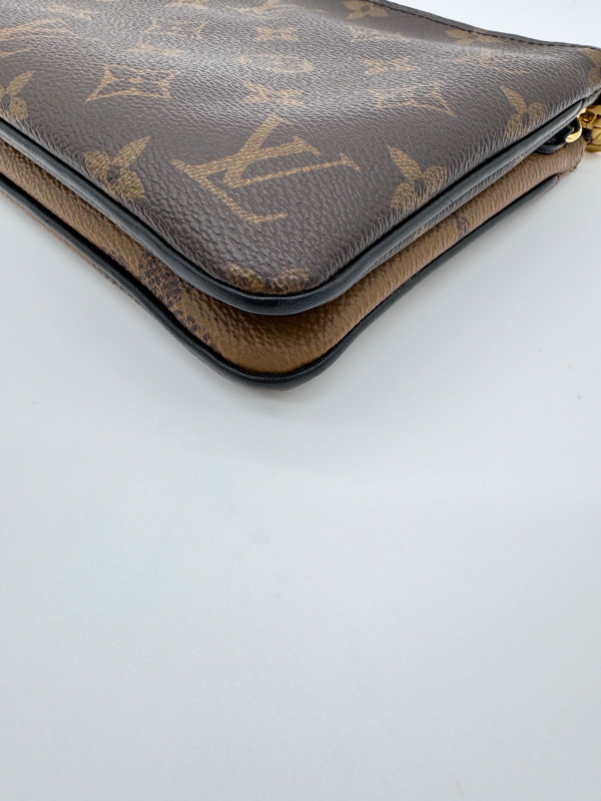 Louis Vuitton Double Zip Pochette Reverse Monogram Giant