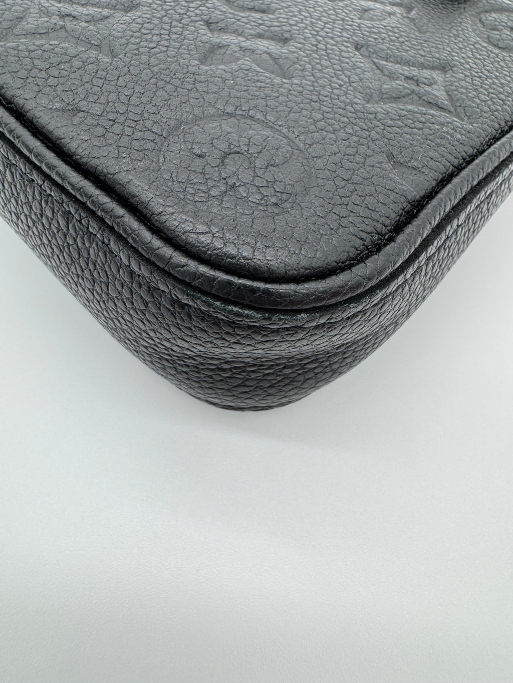 Louis Vuitton Easy Pouch on Strap