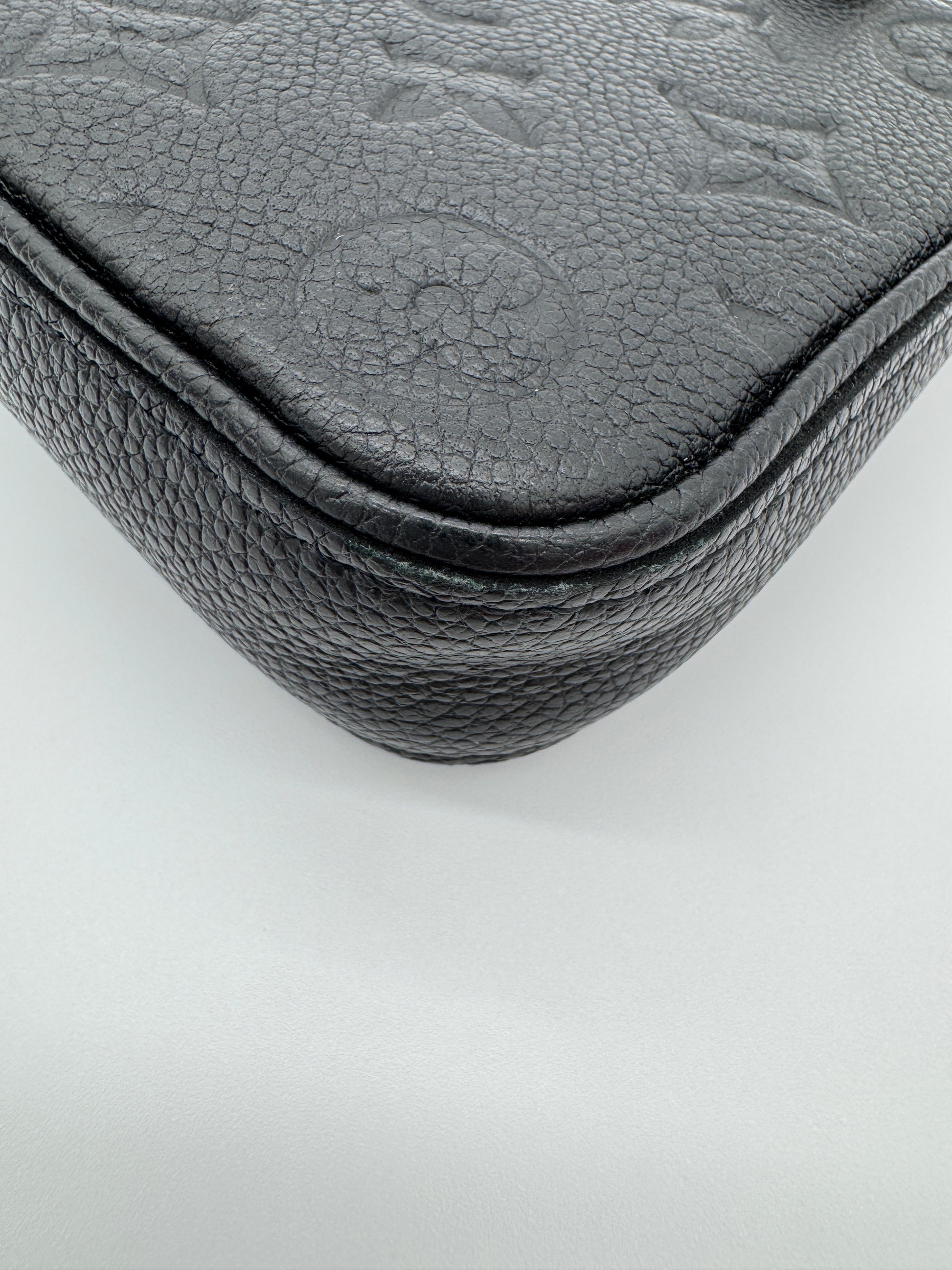 Louis Vuitton Easy Pouch on Strap