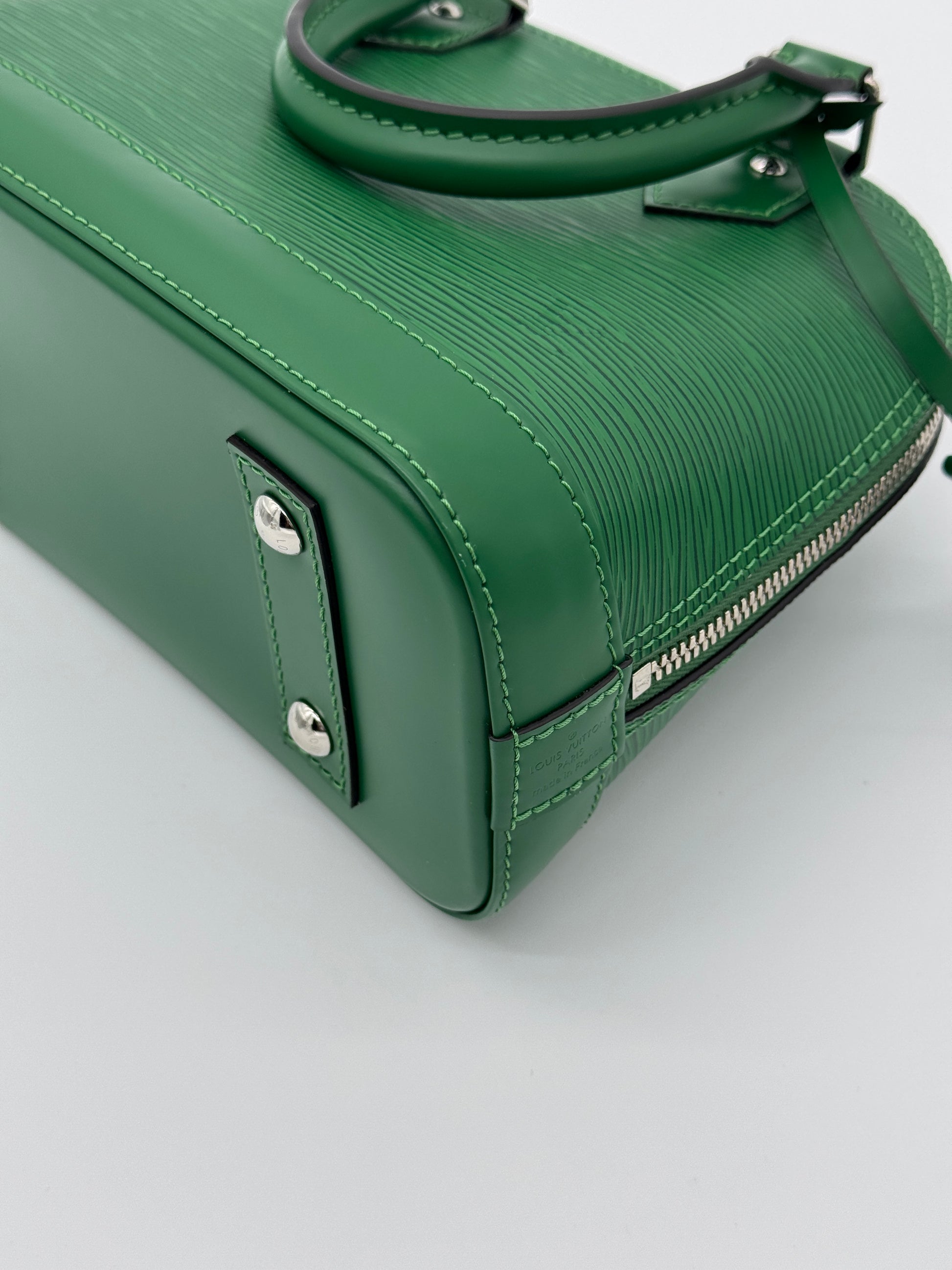 Louis Vuitton Alma BB Epi Borneo Green