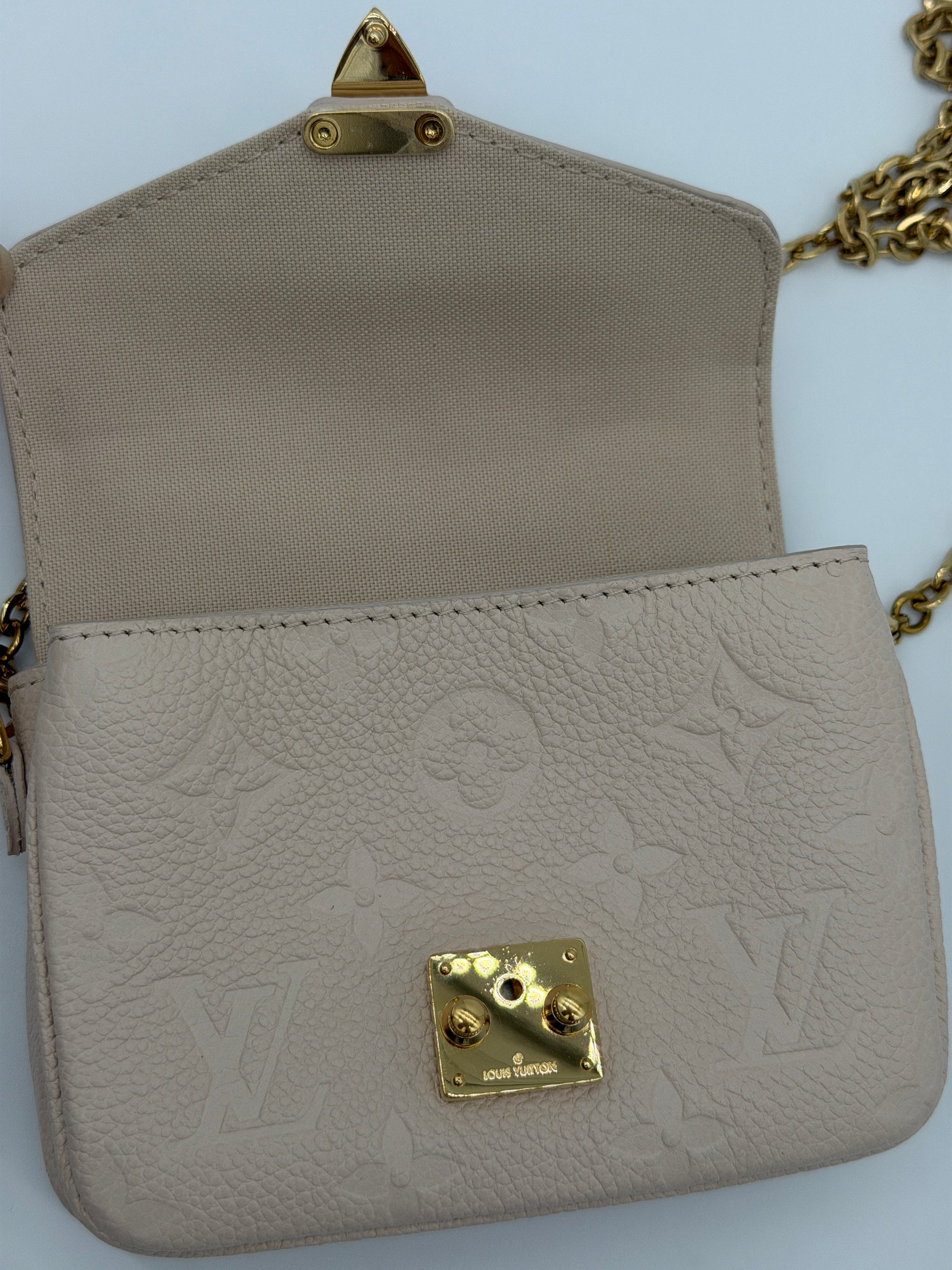 Louis Vuitton Micro Metis Empreinte