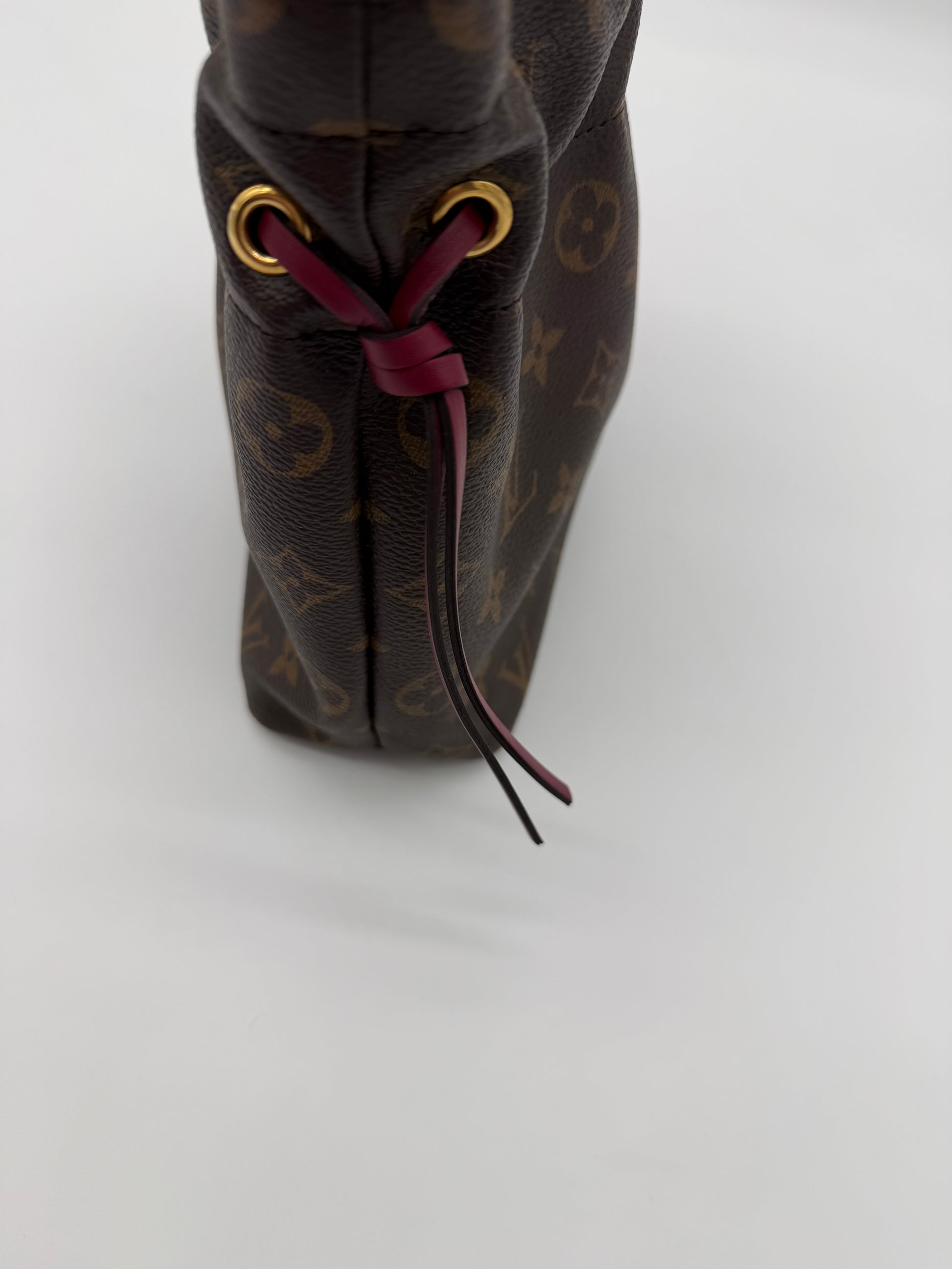 Louis Vuitton Noe Pouch
