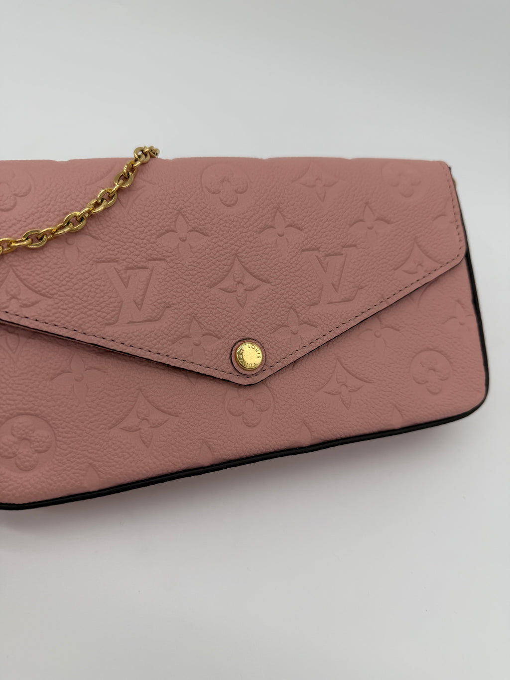 Louis Vuitton Pochette Felicie Empreinte Rose Poudre Pink