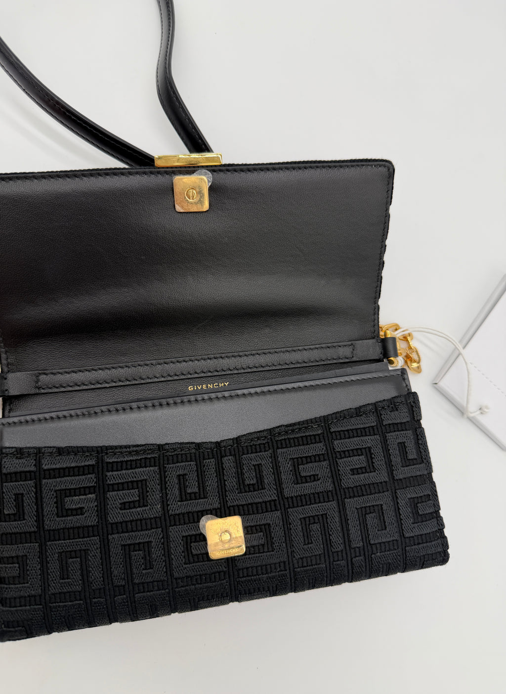 Givenchy Wallet On Chain