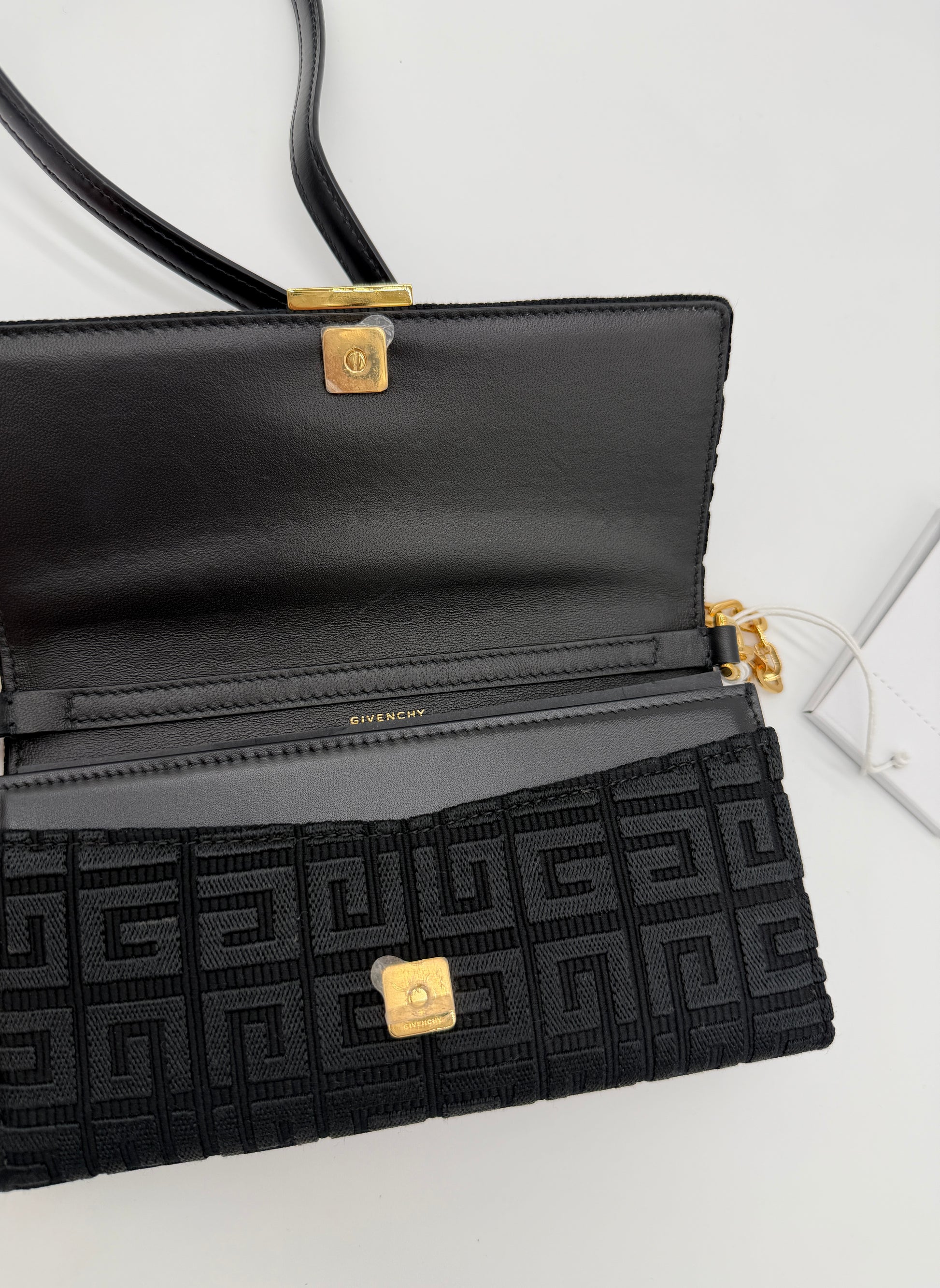 Givenchy Wallet On Chain