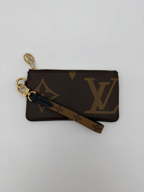 Louis Vuitton Monogram Giant Pochette with Wrist Strap