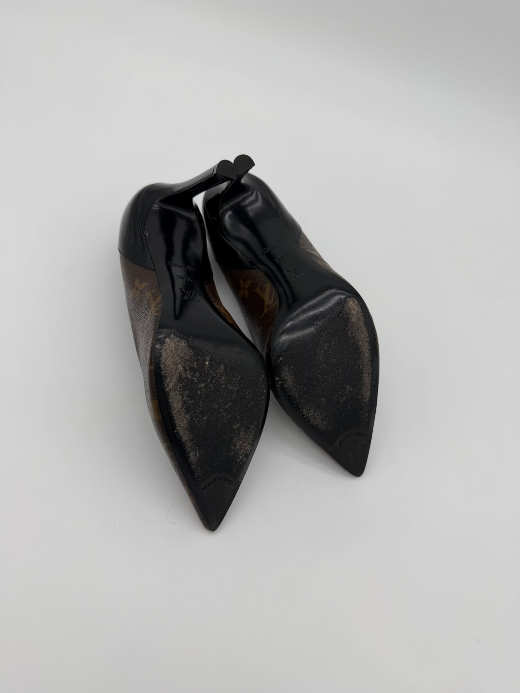 Louis Vuitton Monogram Cherie Pumps Size 38.5