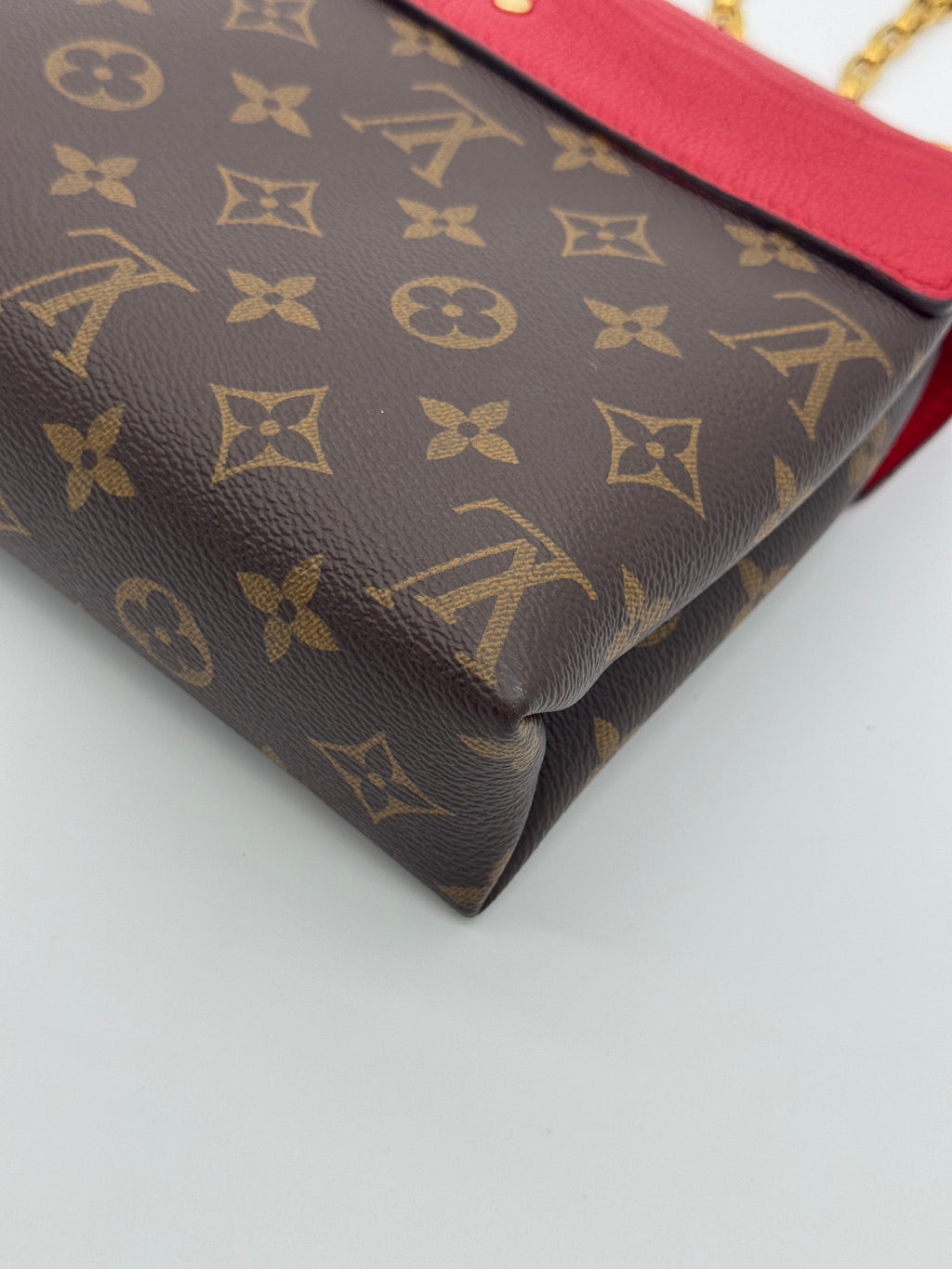 Louis Vuitton Monogram Pallas Chain Shoulder Bag