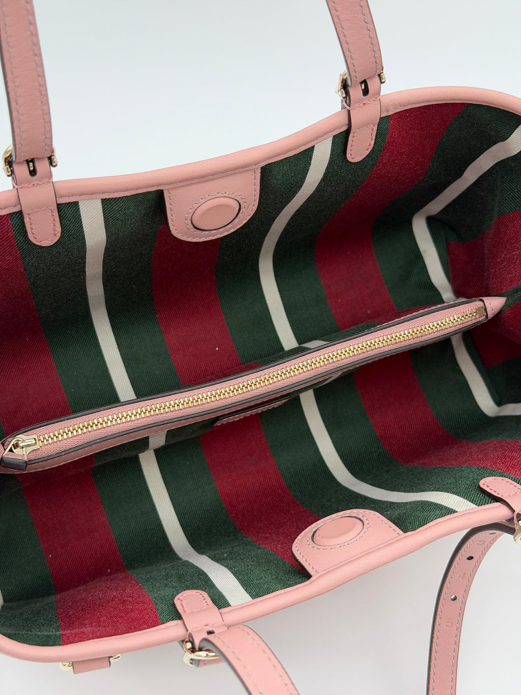 Gucci GG Emblem Medium Tote Pink