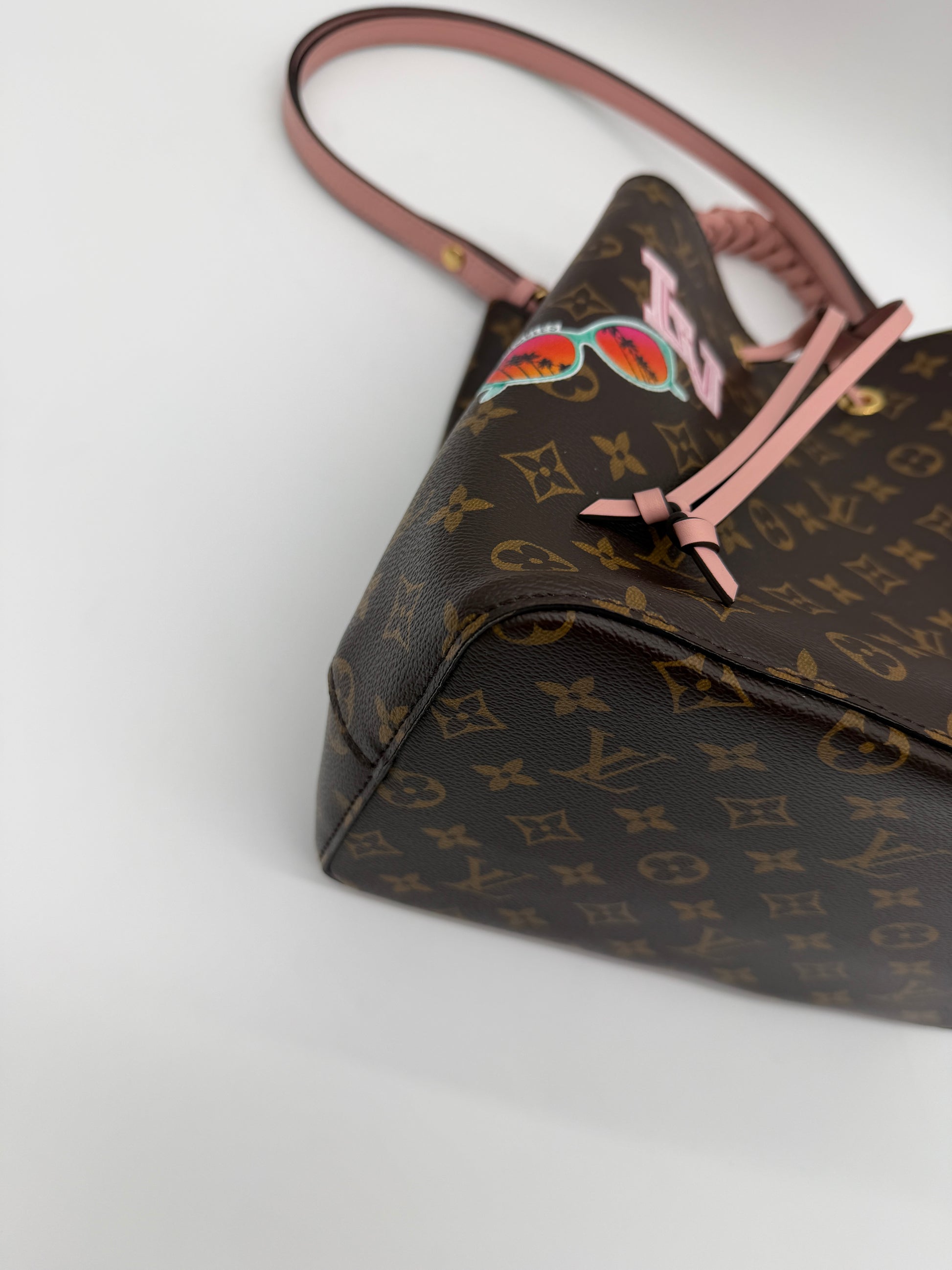 Louis Vuitton Neonoe Monogram Los Angeles Limited Edition