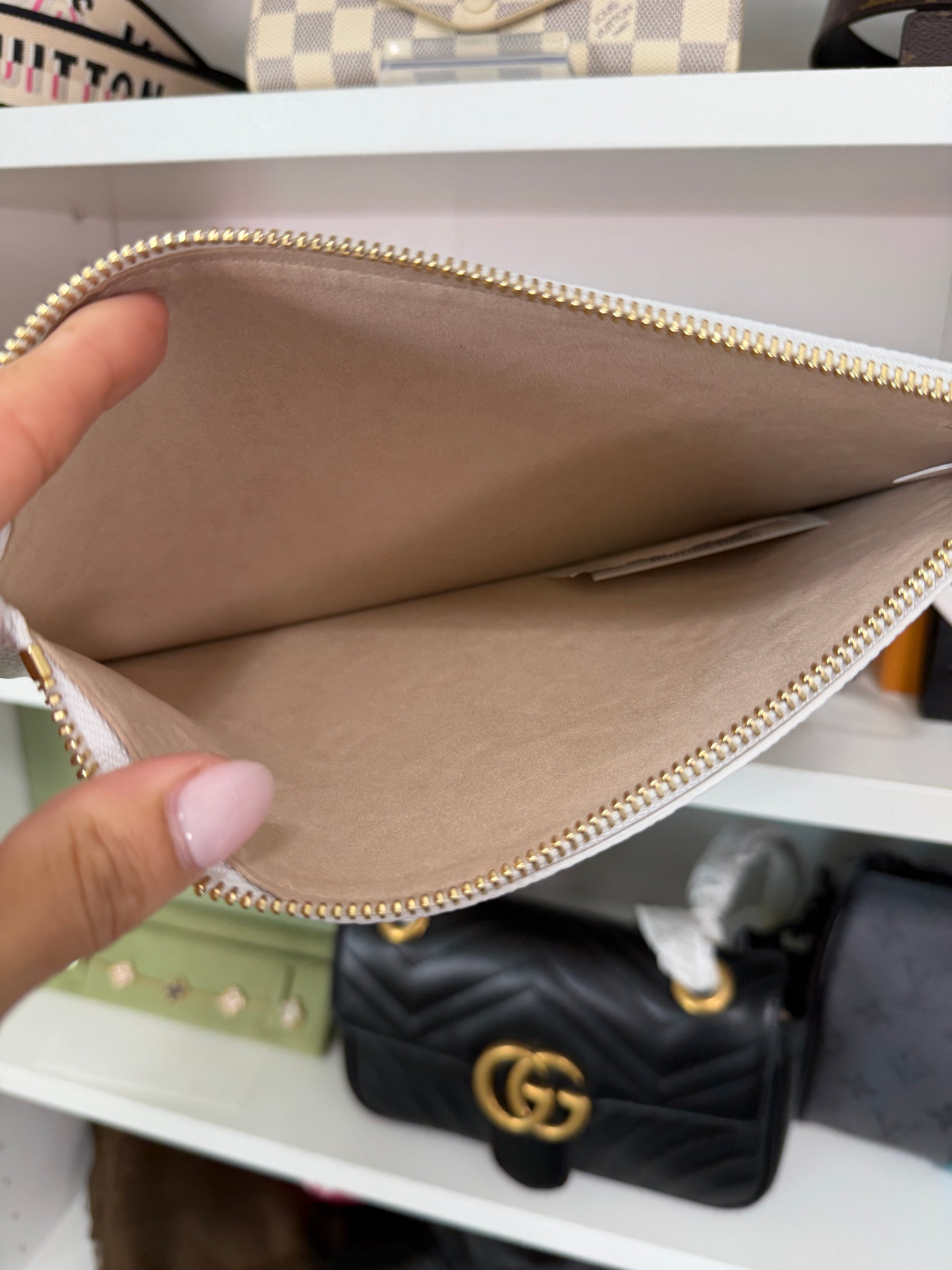 Louis Vuitton Empreinte Pochette