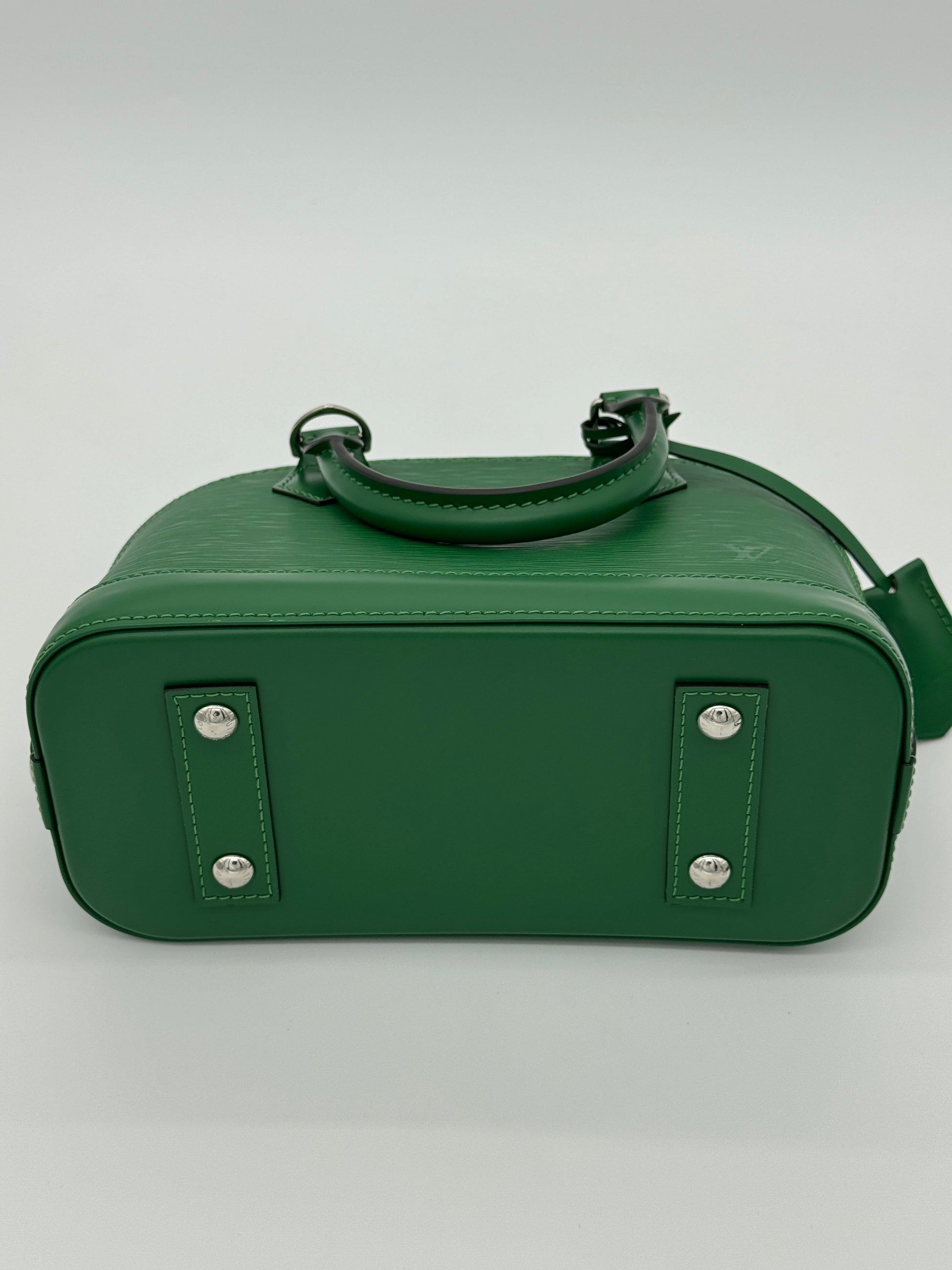 Louis Vuitton Alma BB Epi Borneo Green