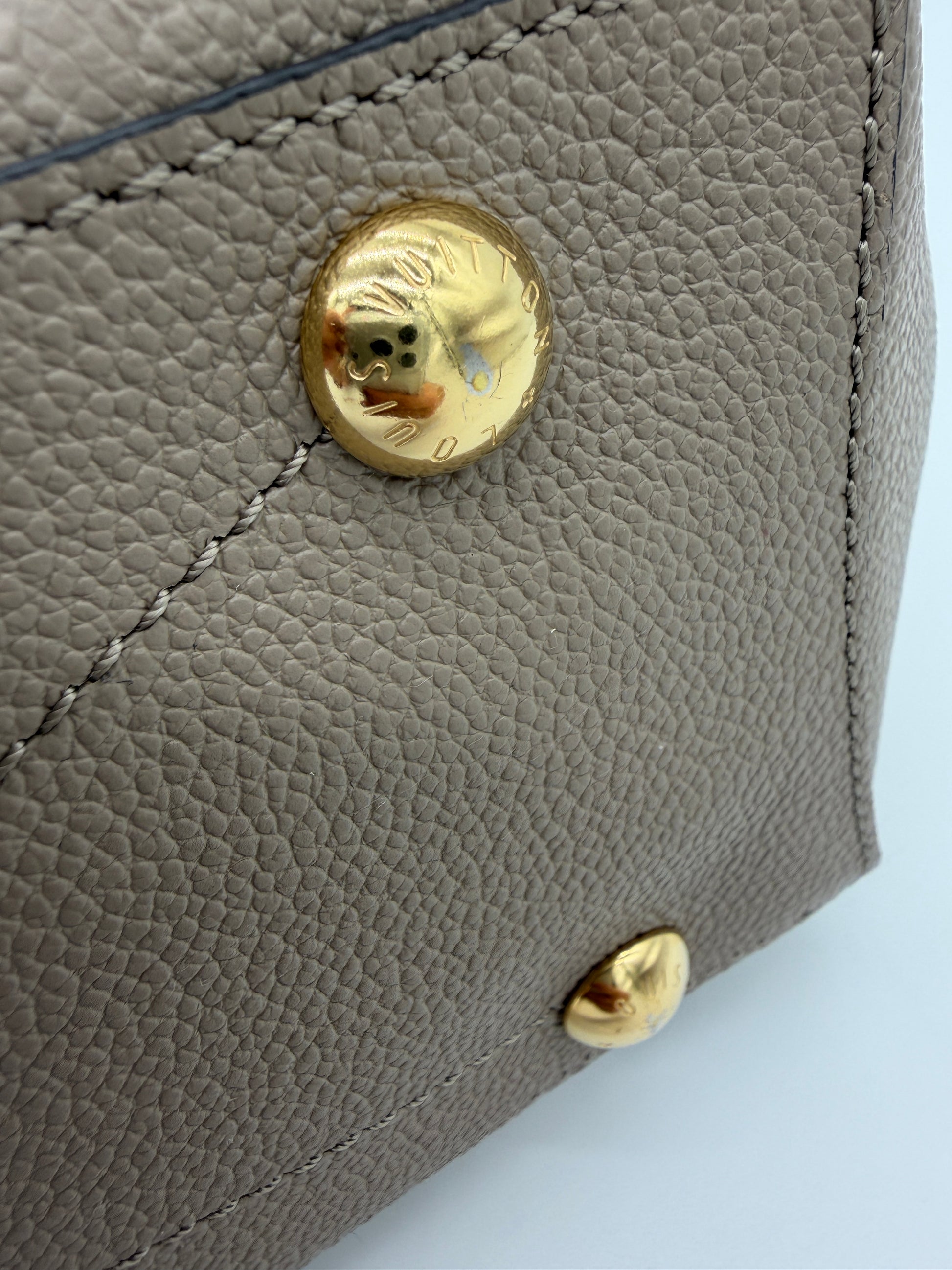 Louis Vuitton Montaigne MM Empreinte