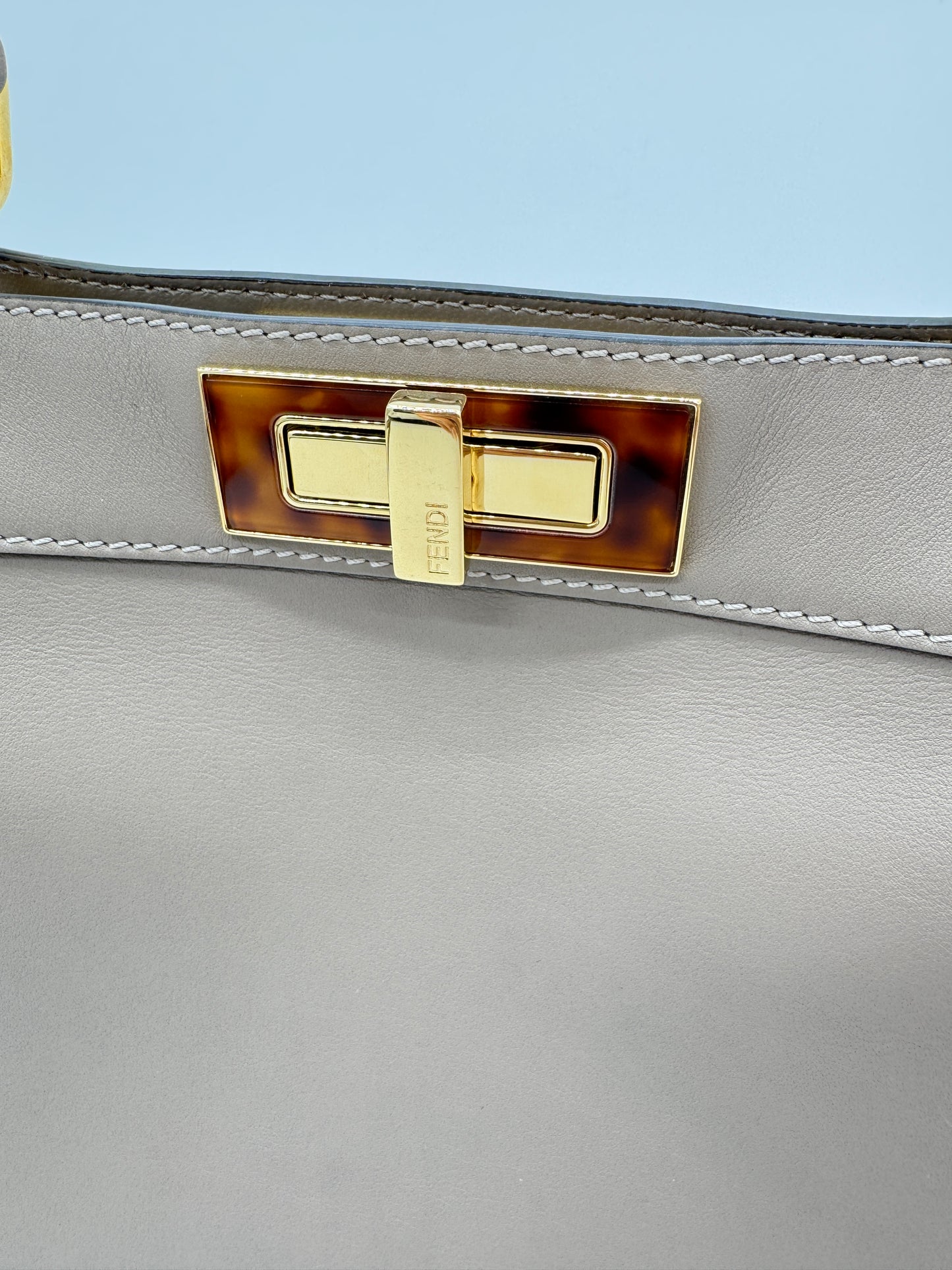 Fendi Peekaboo ISeeU Medium