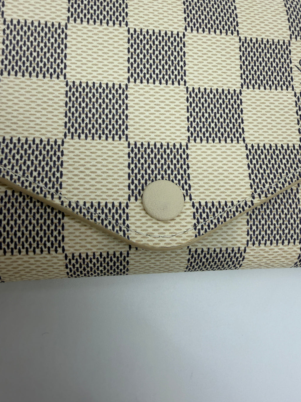 Louis Vuitton Sarah Wallet Damier Azur