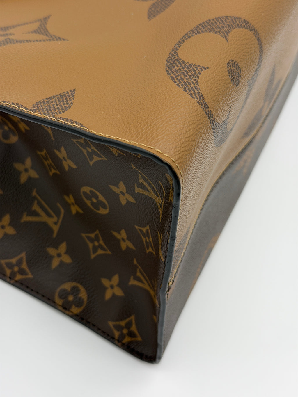 Louis Vuitton OnTheGo GM Reverse Monogram