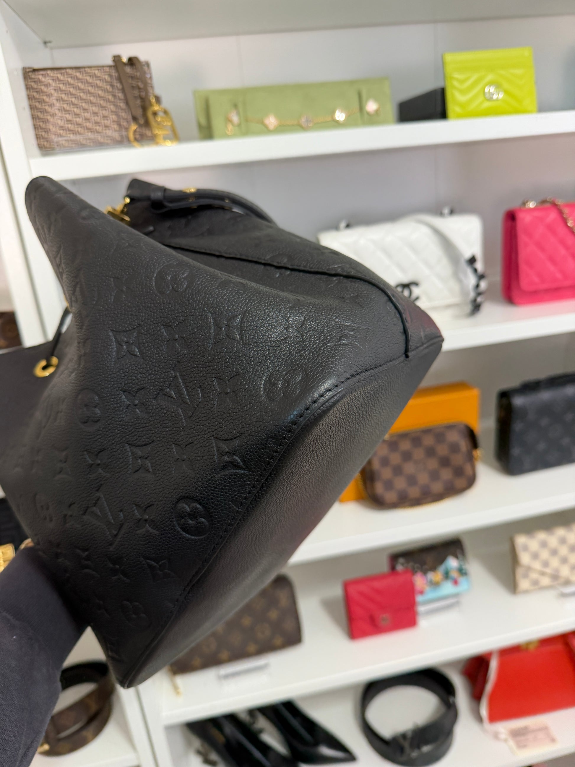 Louis Vuitton Neonoe MM Black Empreinte