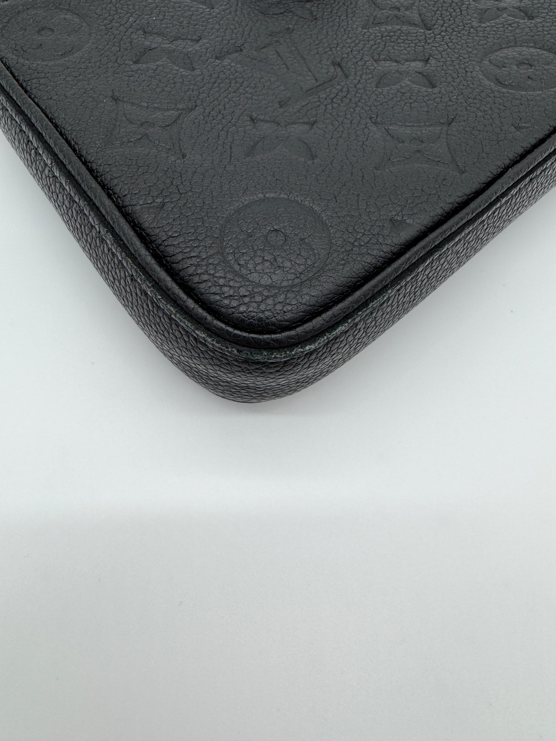 Louis Vuitton Easy Pouch on Strap