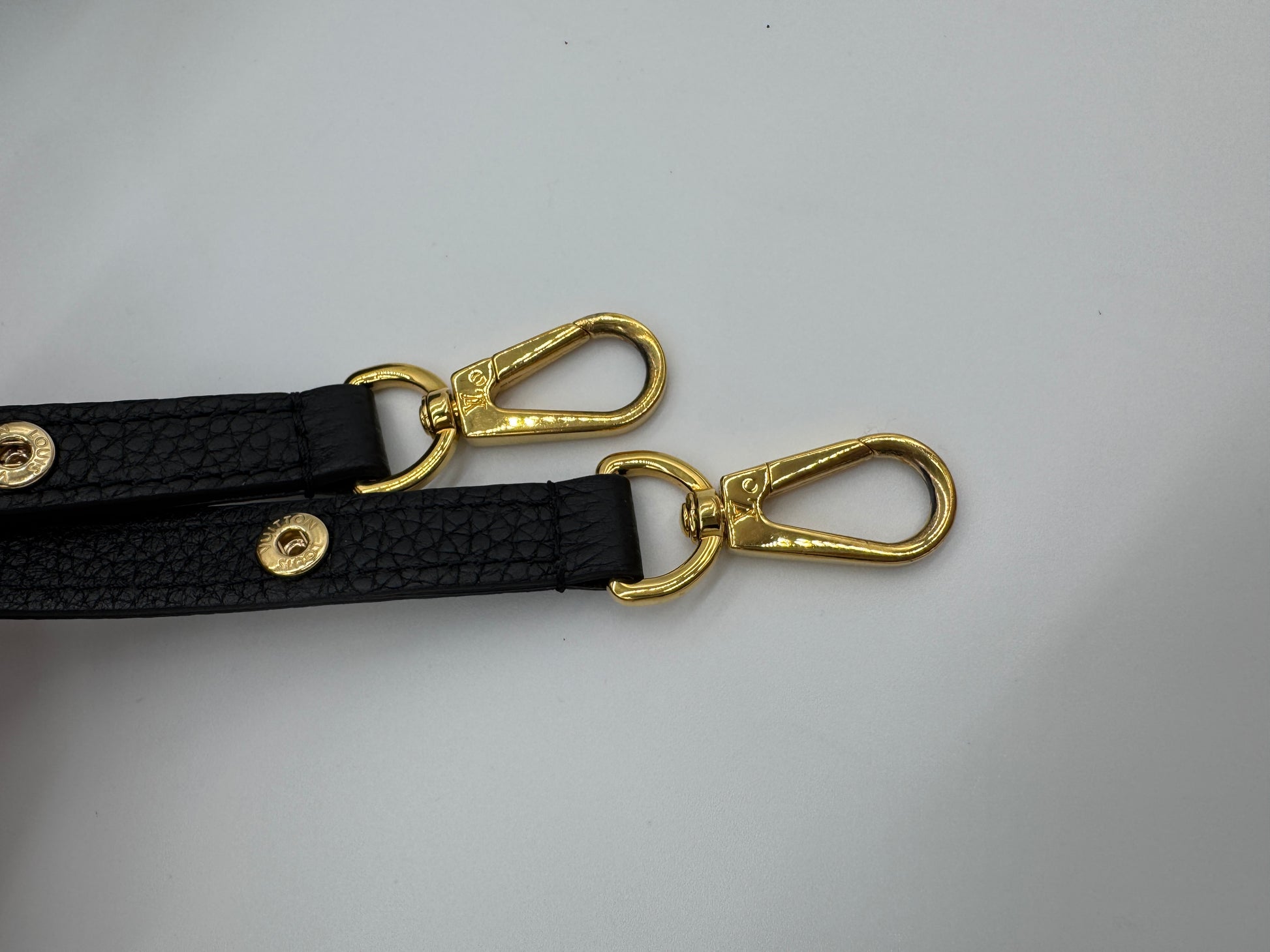 Louis Vuitton Twist MM Scrunchie Top Handle