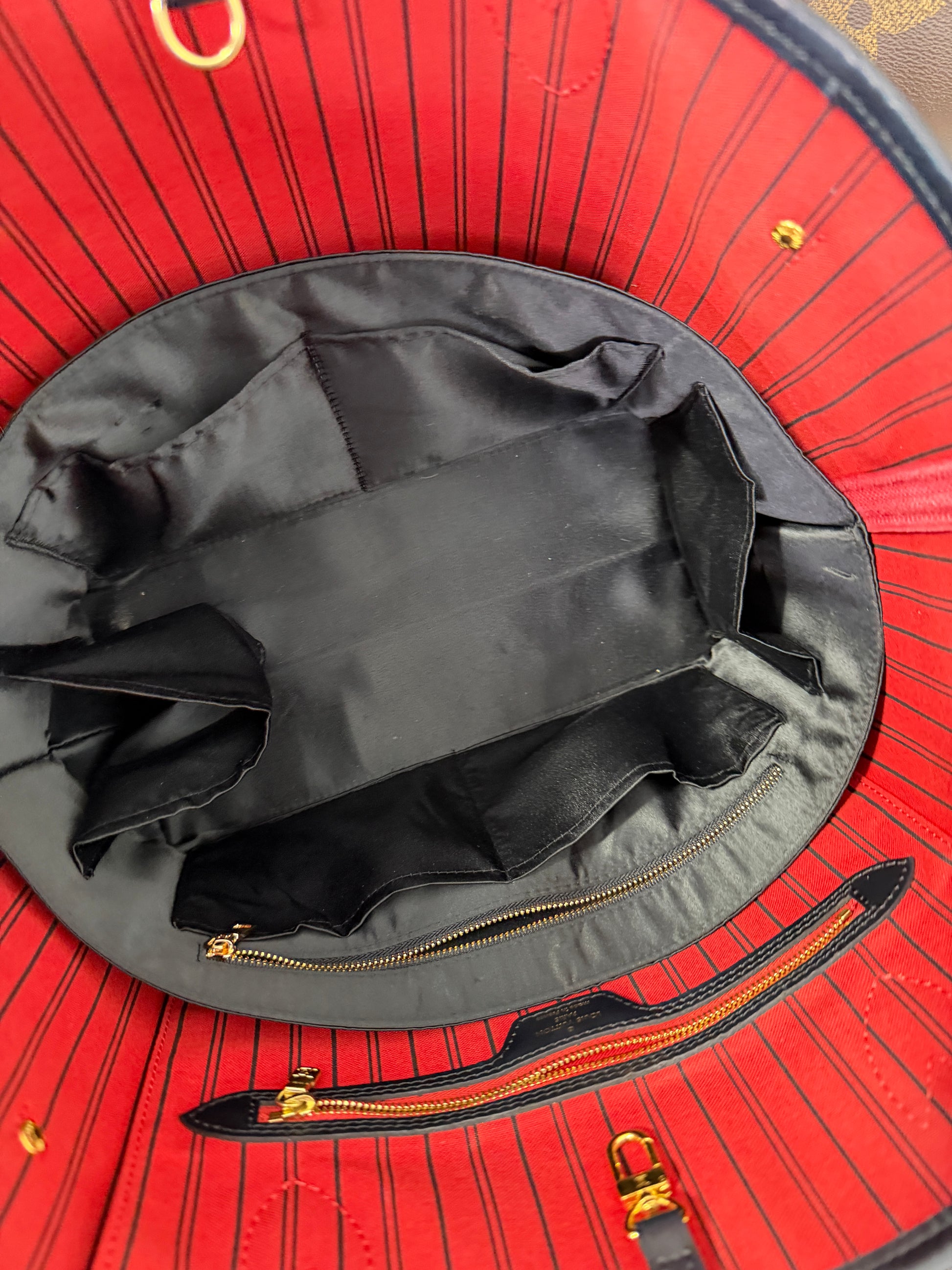 Louis Vuitton Neverfull MM My World Tour