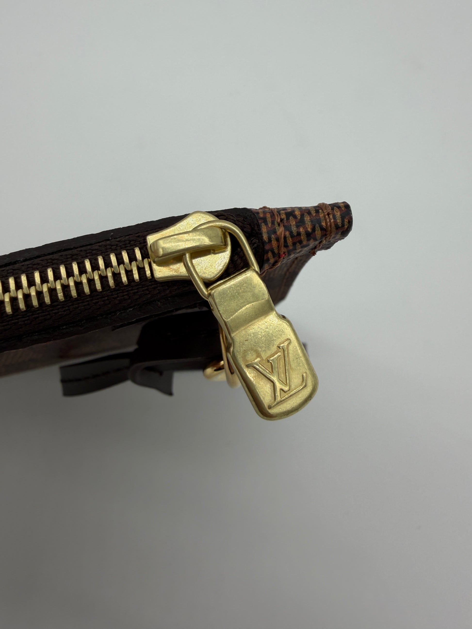 Louis Vuitton Neverfull Pochette Damier Ebene