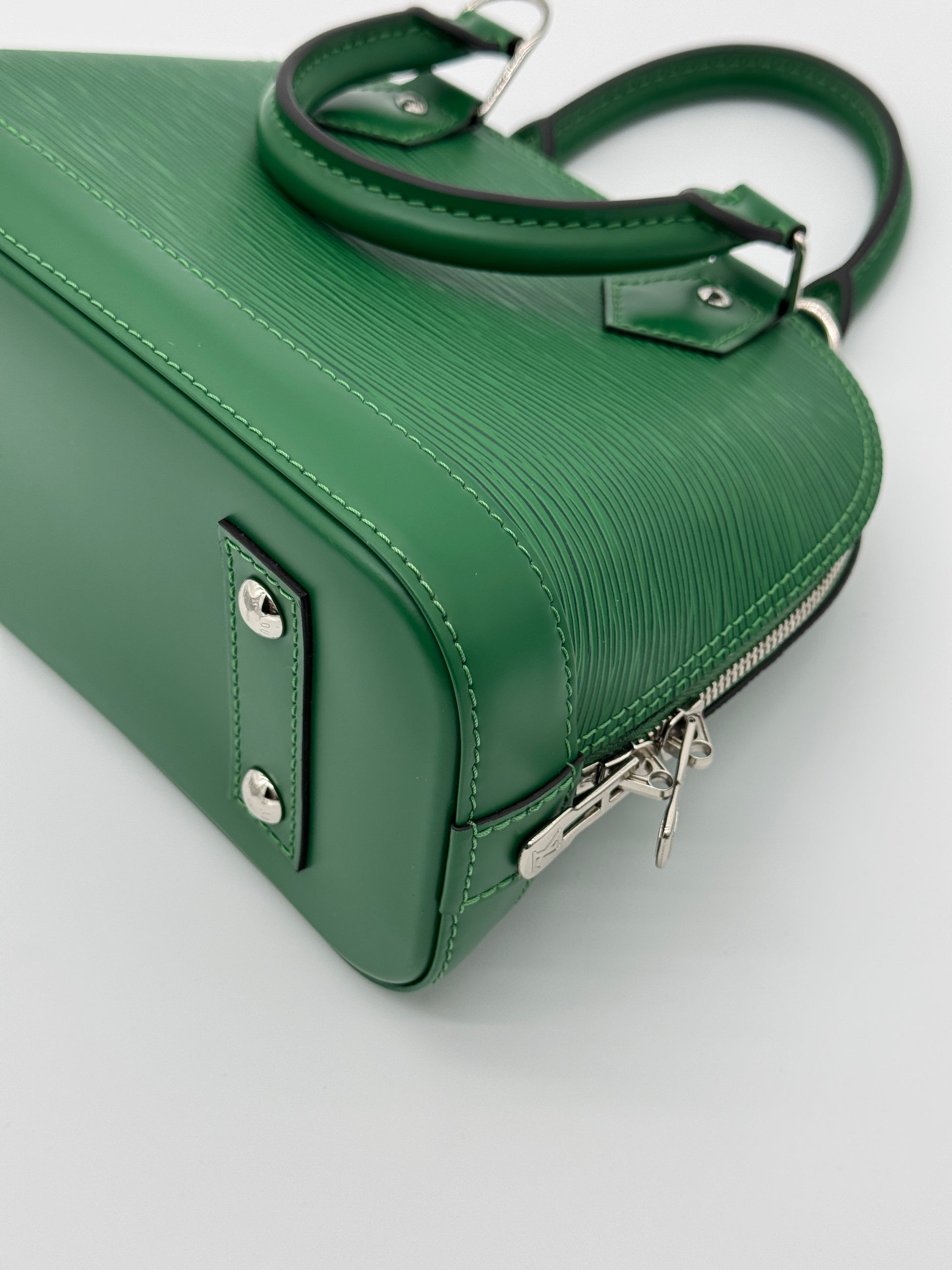 Louis Vuitton Alma BB Epi Borneo Green