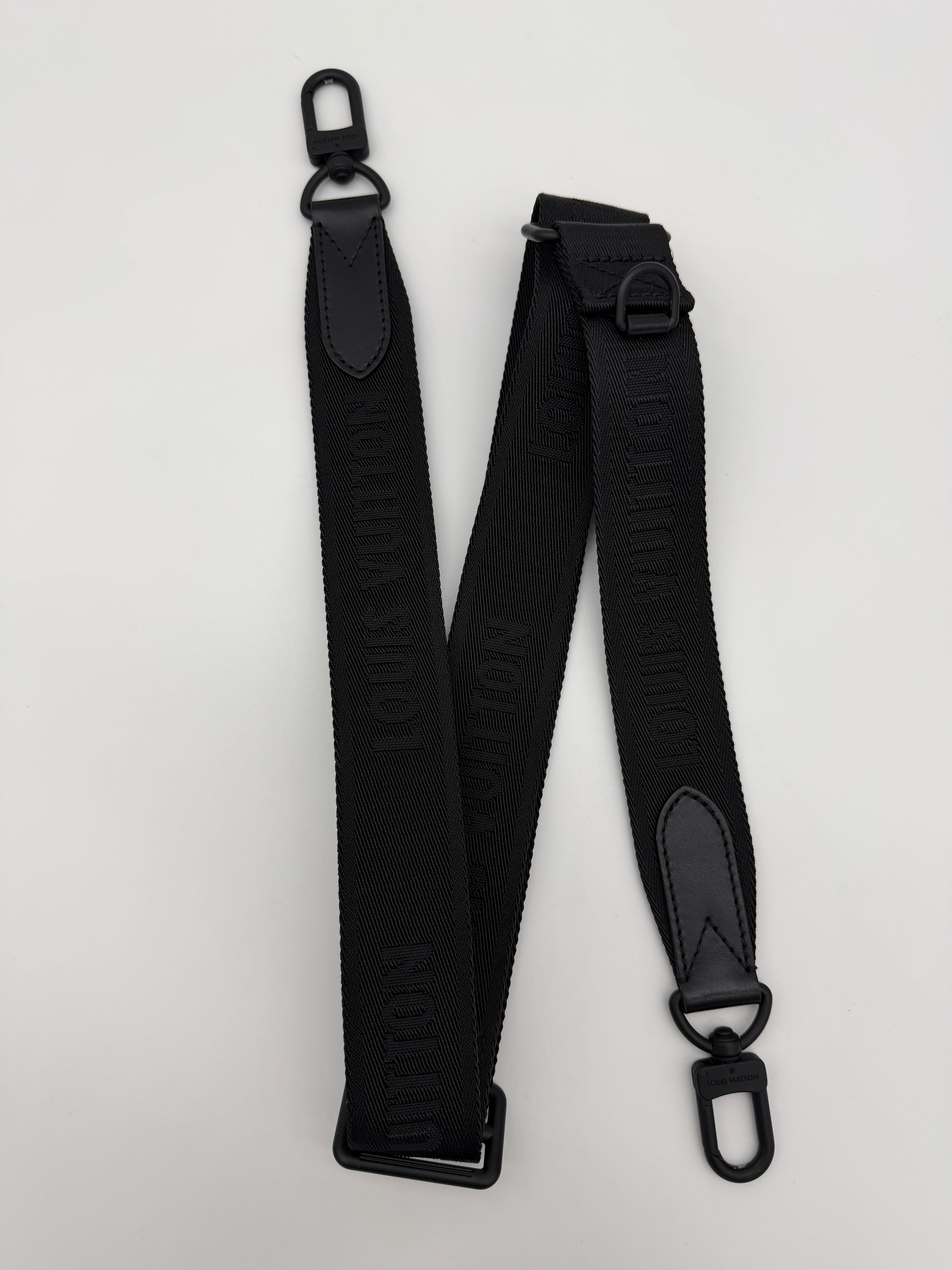 Louis Vuitton Keepall Bandouliere 25 Turquoise / Monogram Eclipse Reverse