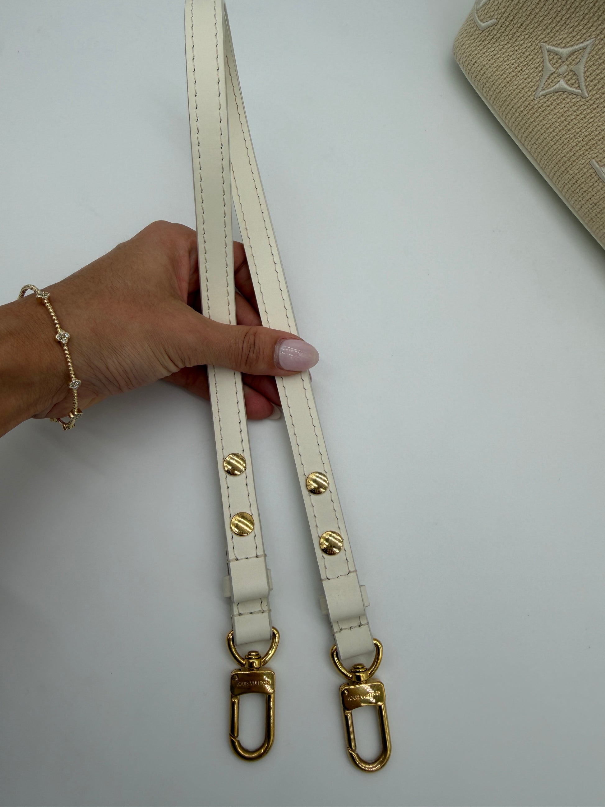 Louis Vuitton Neonoe MM Embroidered Monogram