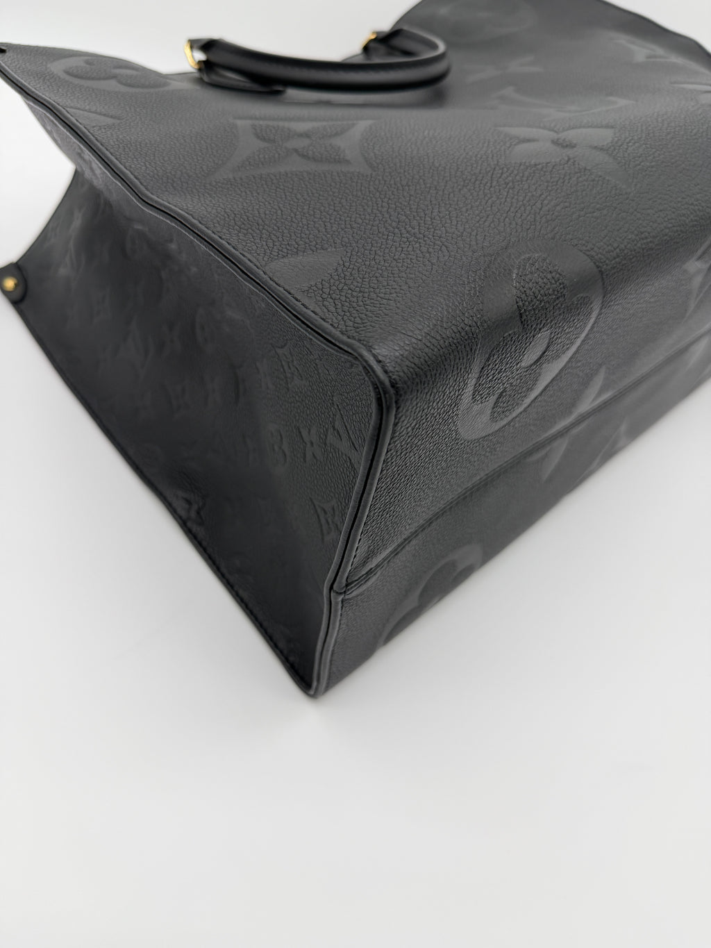 Louis Vuitton OnTheGo GM Empreinte Giant Black