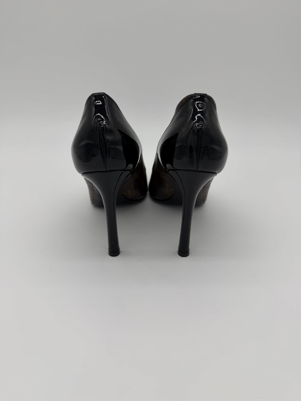 Louis Vuitton Monogram Cherie Pumps Size 38.5