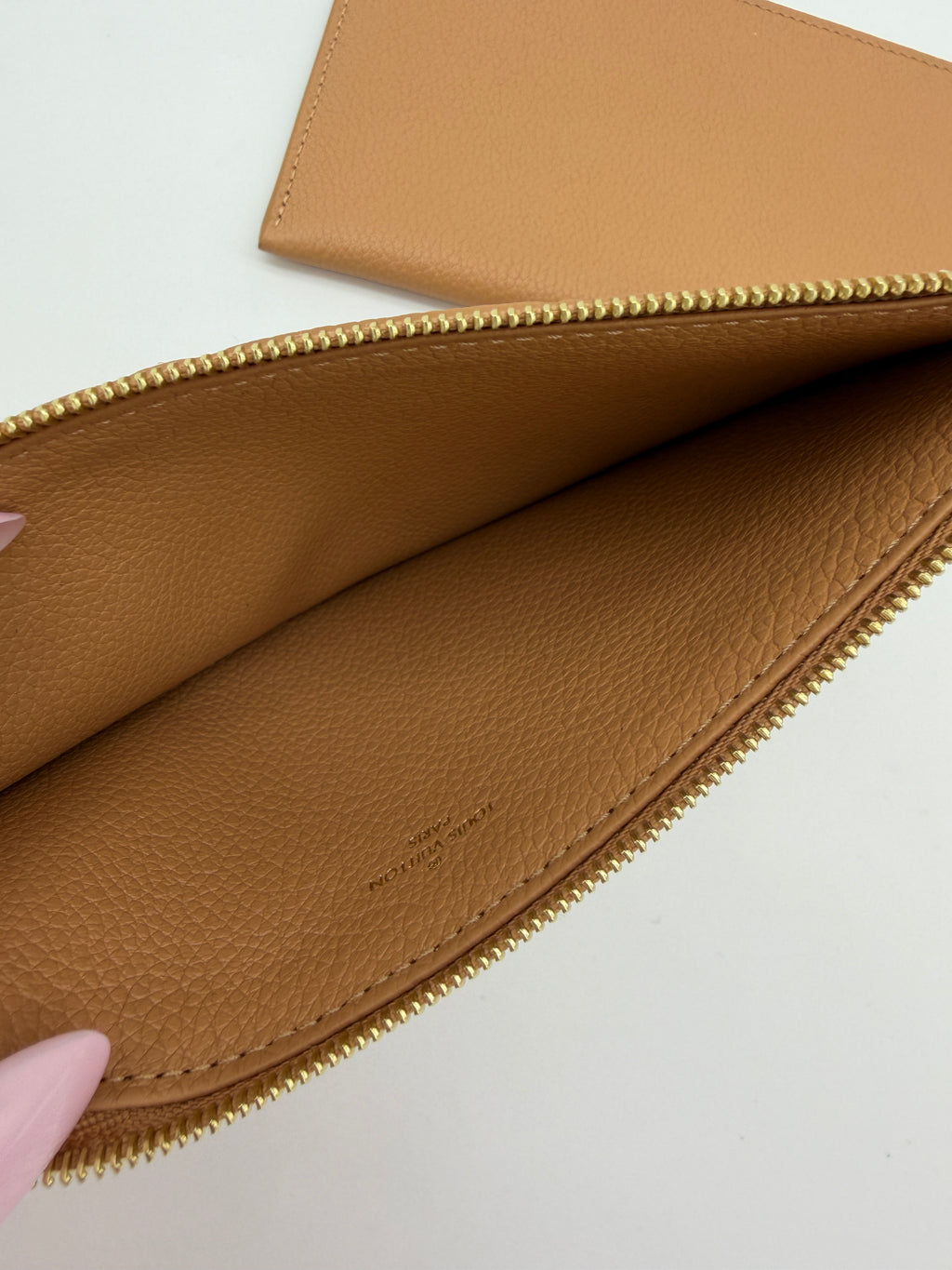 Louis Vuitton Arizona Empreinte Inserts