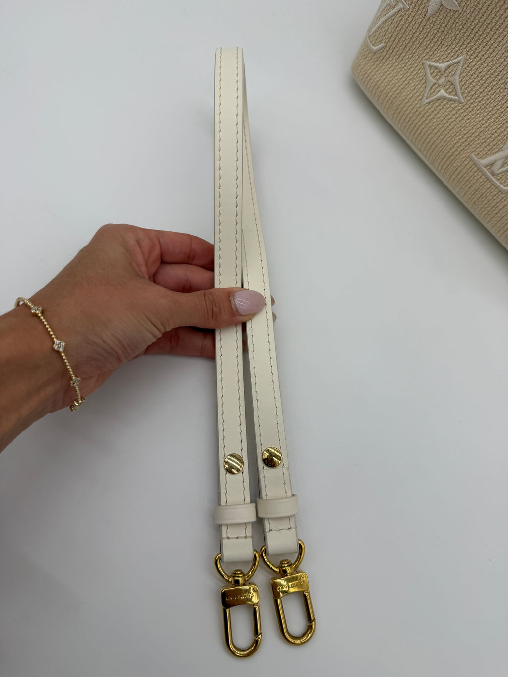 Louis Vuitton Neonoe MM Embroidered Monogram