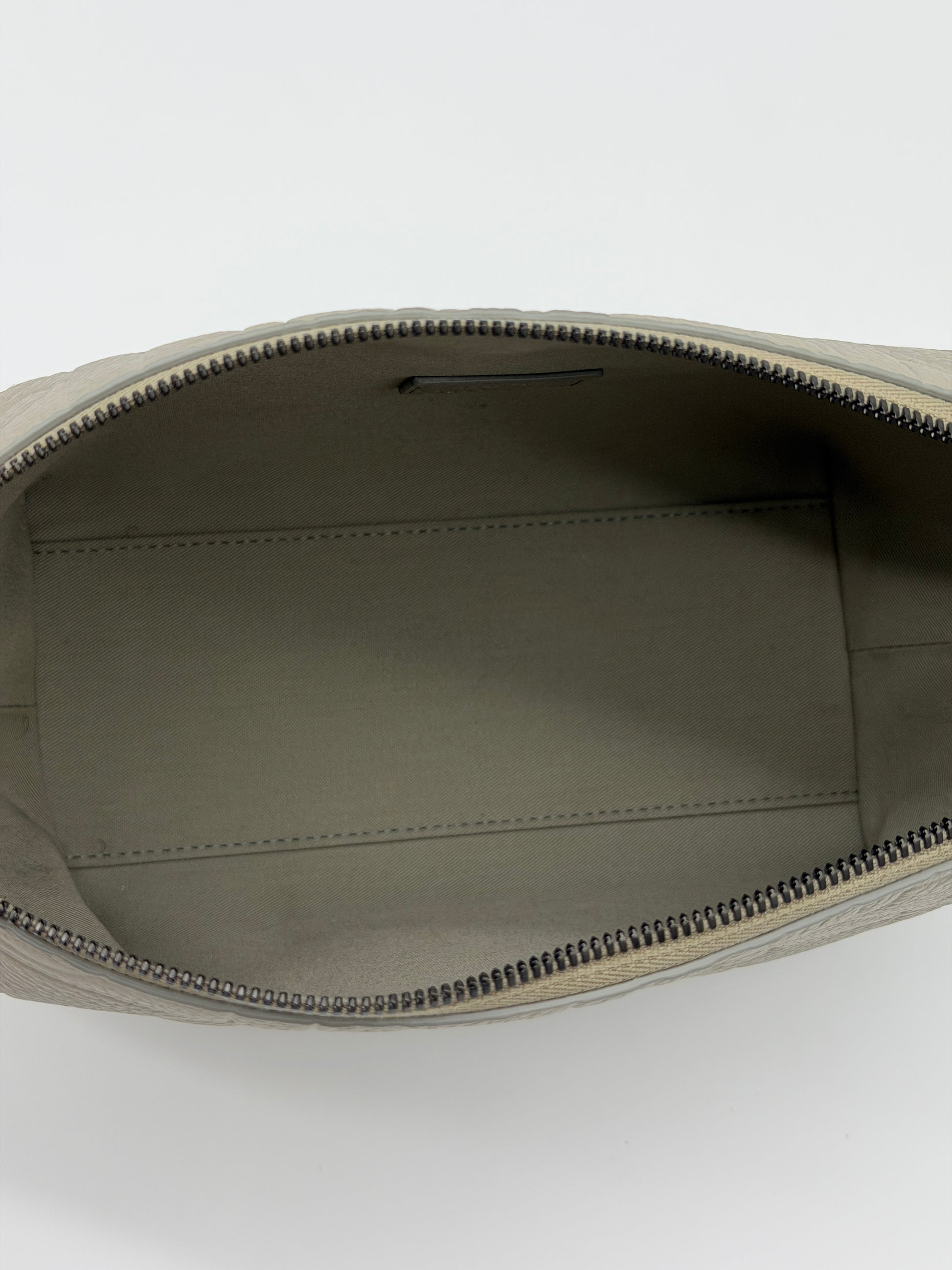 Christian Dior Gravity Toiletry Pouch